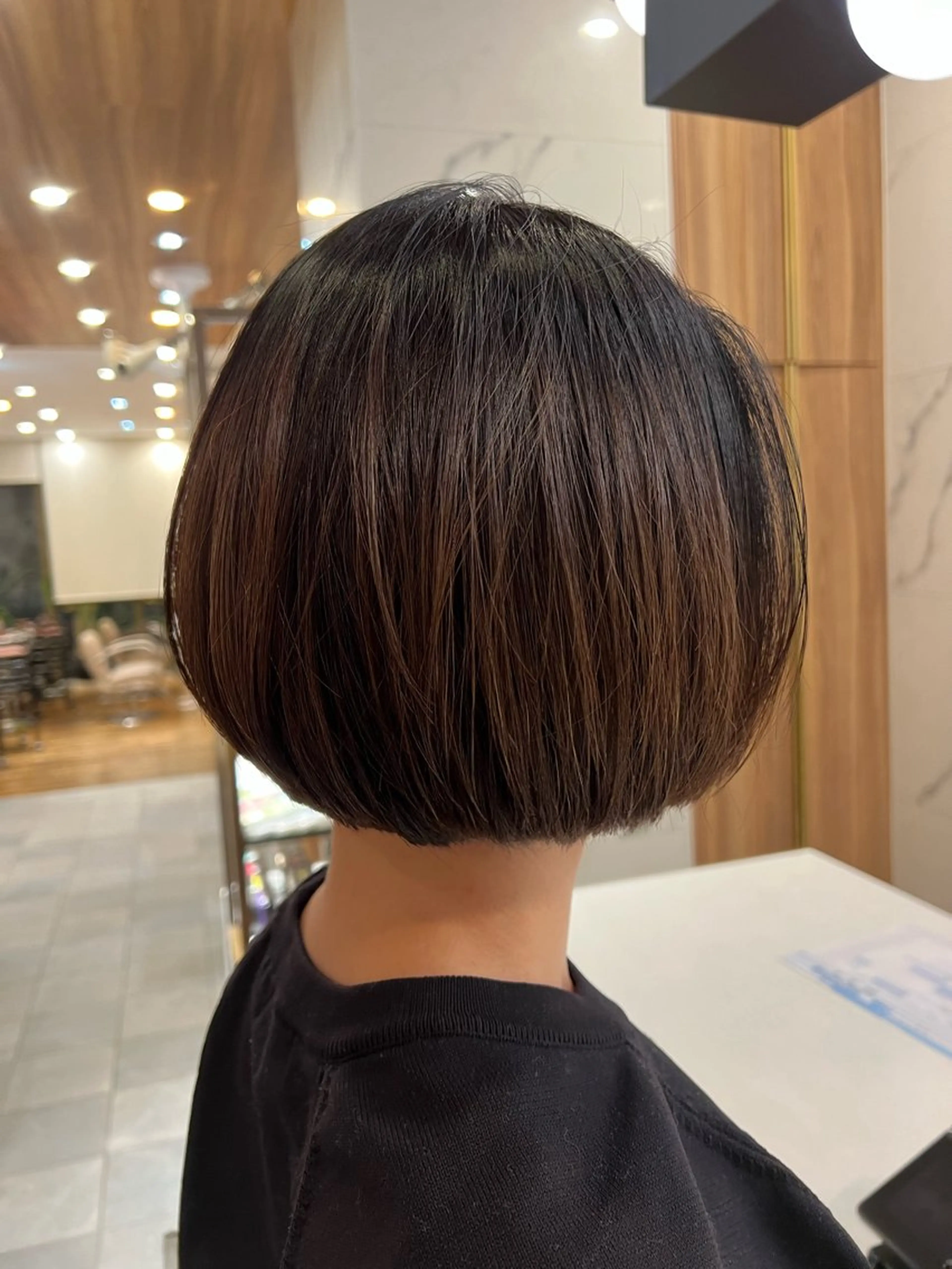 ショート 村中 逸紀のヘアスタイル