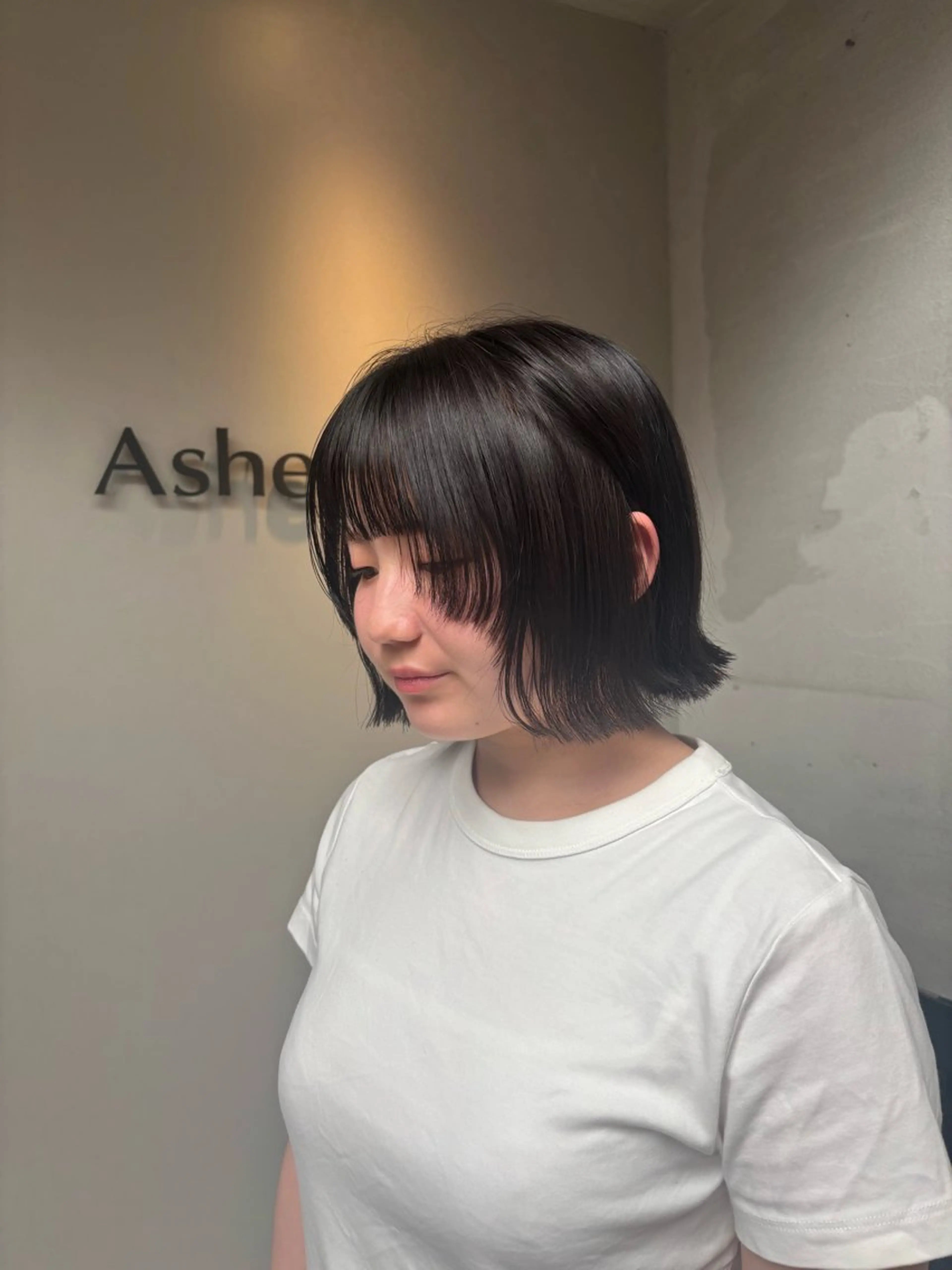 ミディアム ボブ 顔まわりレイヤー 顔周りカット レイヤーカット Ashe　oleng所属・オモヤ ウタノのヘアスタイル