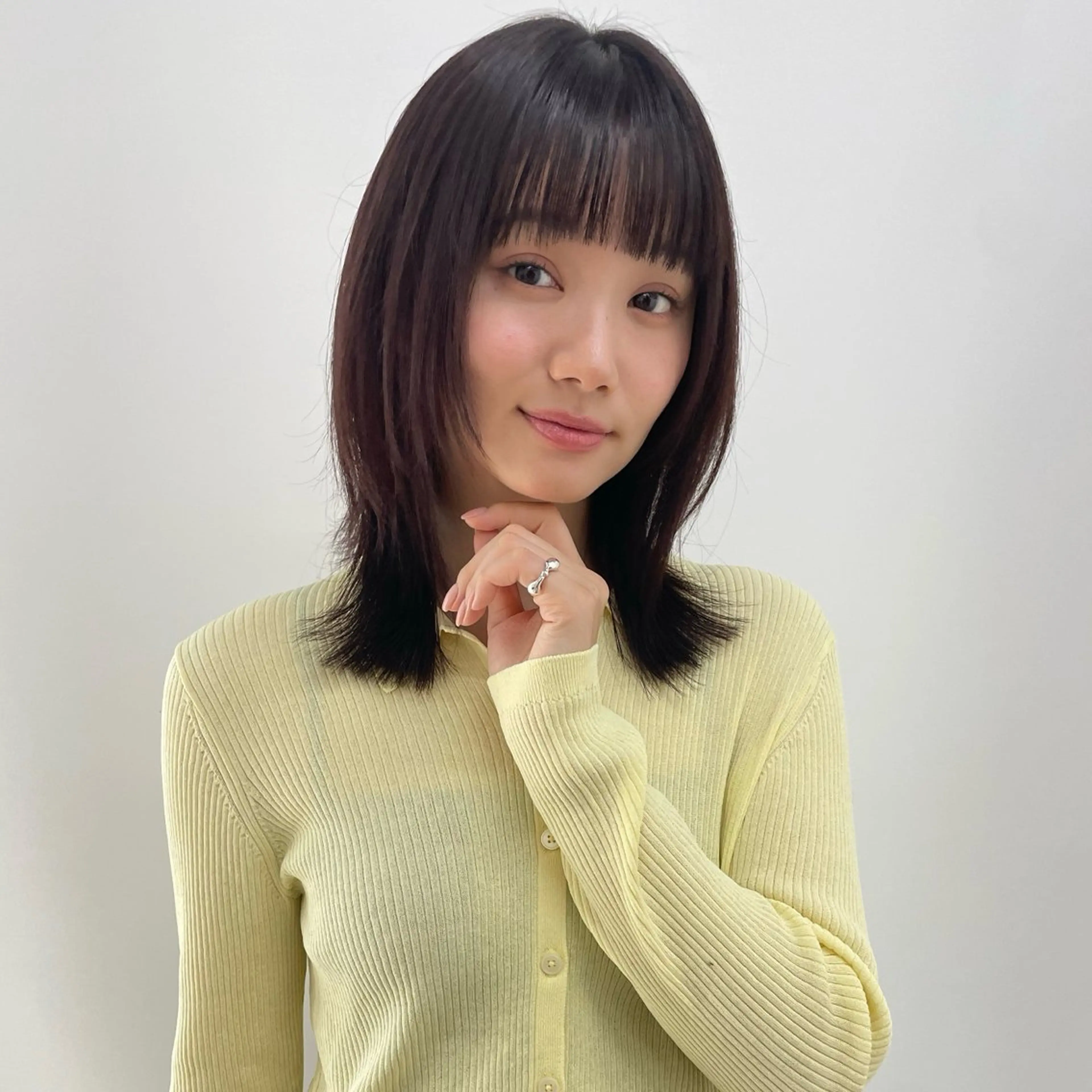 ミディアム カラー ヘアカラー トリートメント カットモデル募集中 🤍harunaのヘアスタイル