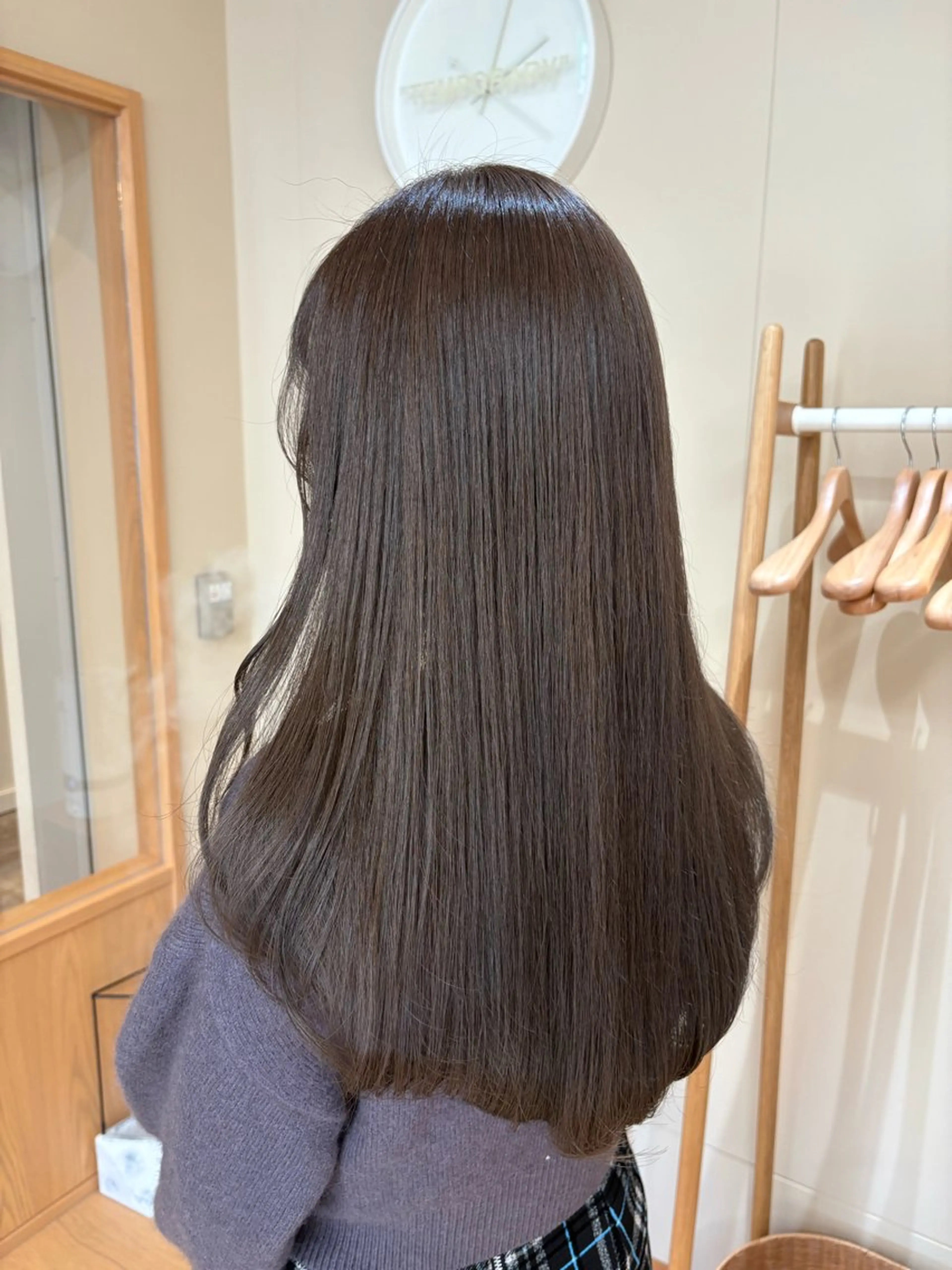 ロング カラー グレージュ カット ヘアカラー 暖色＊ベージュ ＊くらたあやかのヘアスタイル