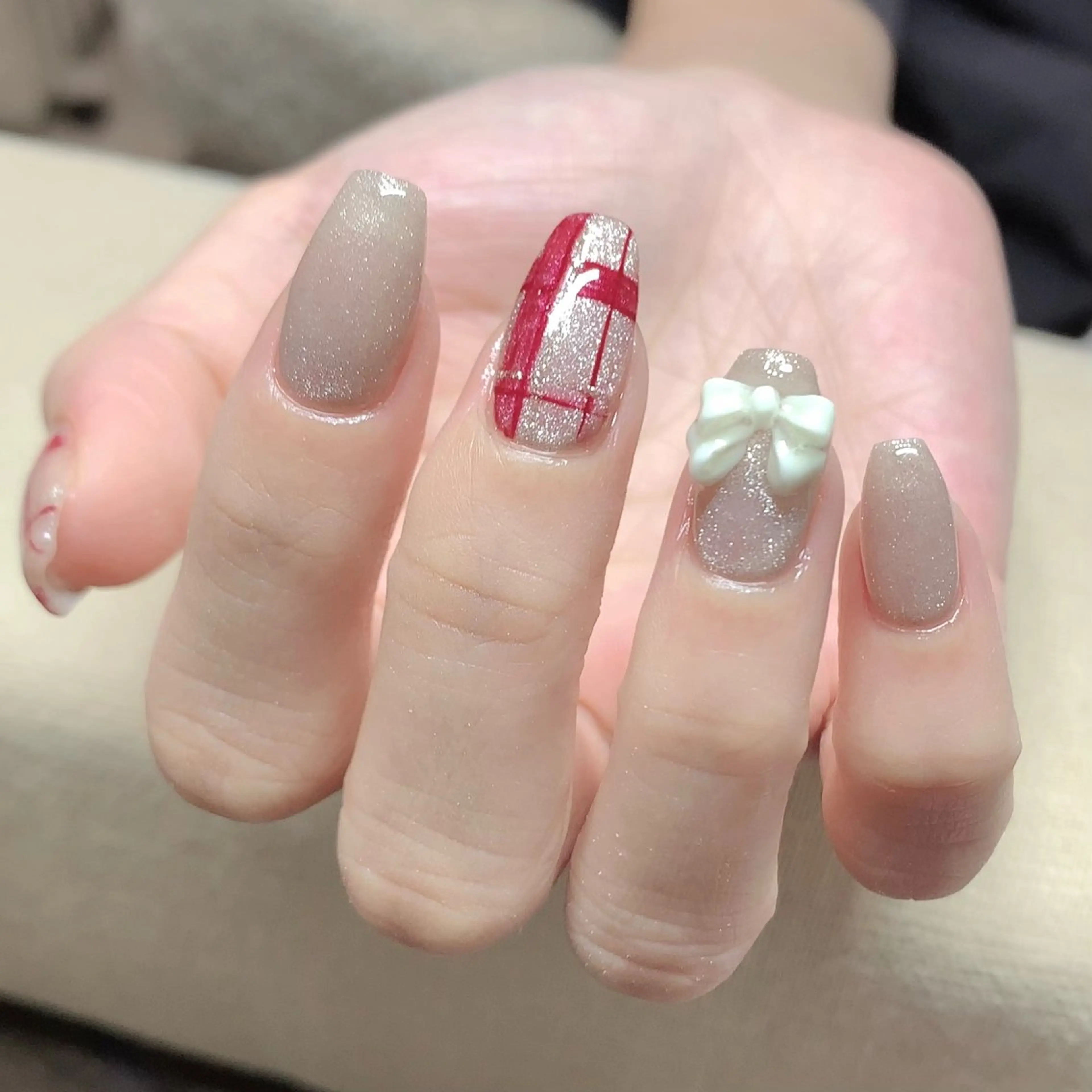 ネイル alma nailsのネイルデザイン