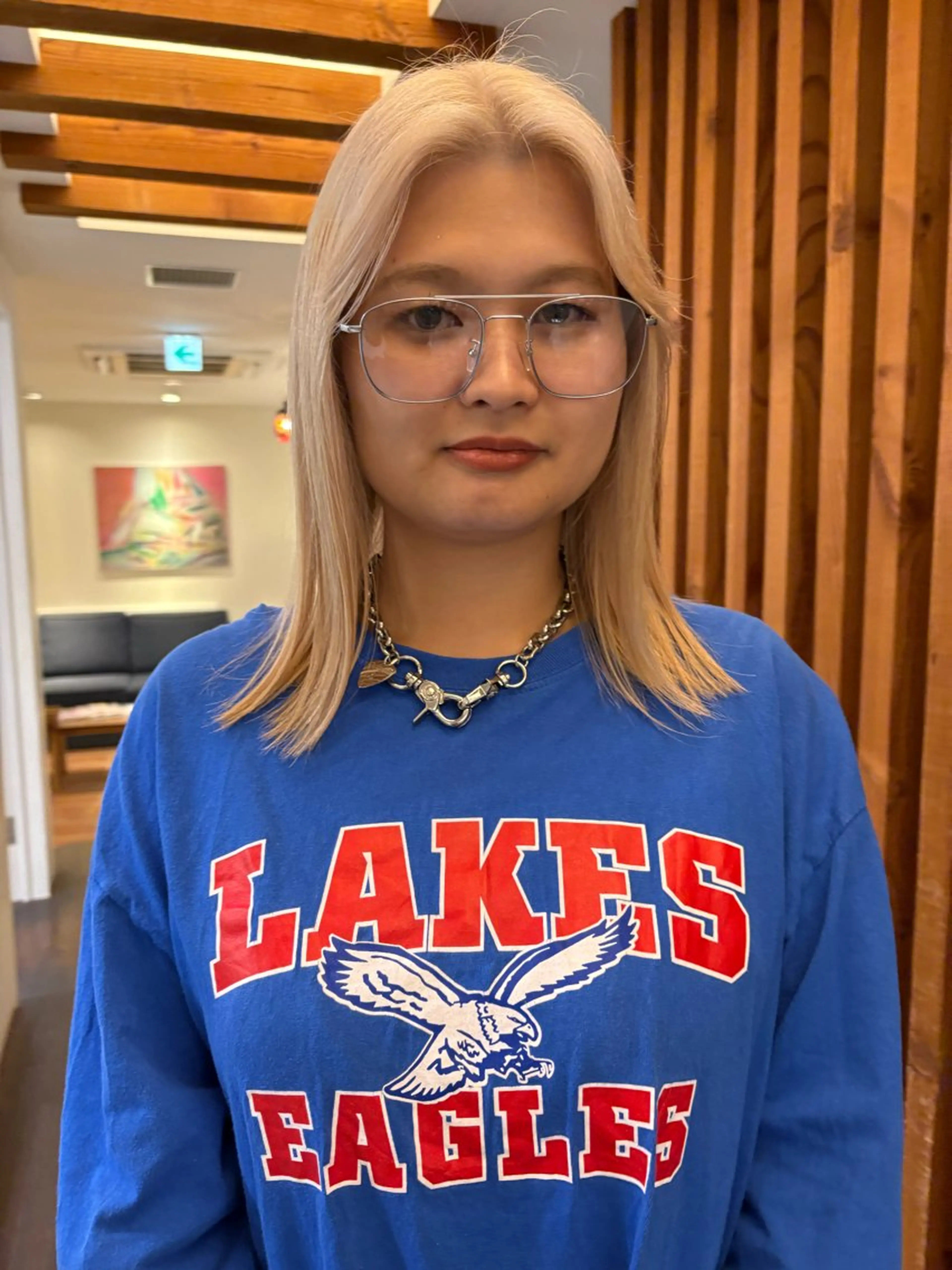 ミディアム カラー ブリーチ ヘアカラー リカ/ハイトーン ・オリーブ🍀のヘアスタイル