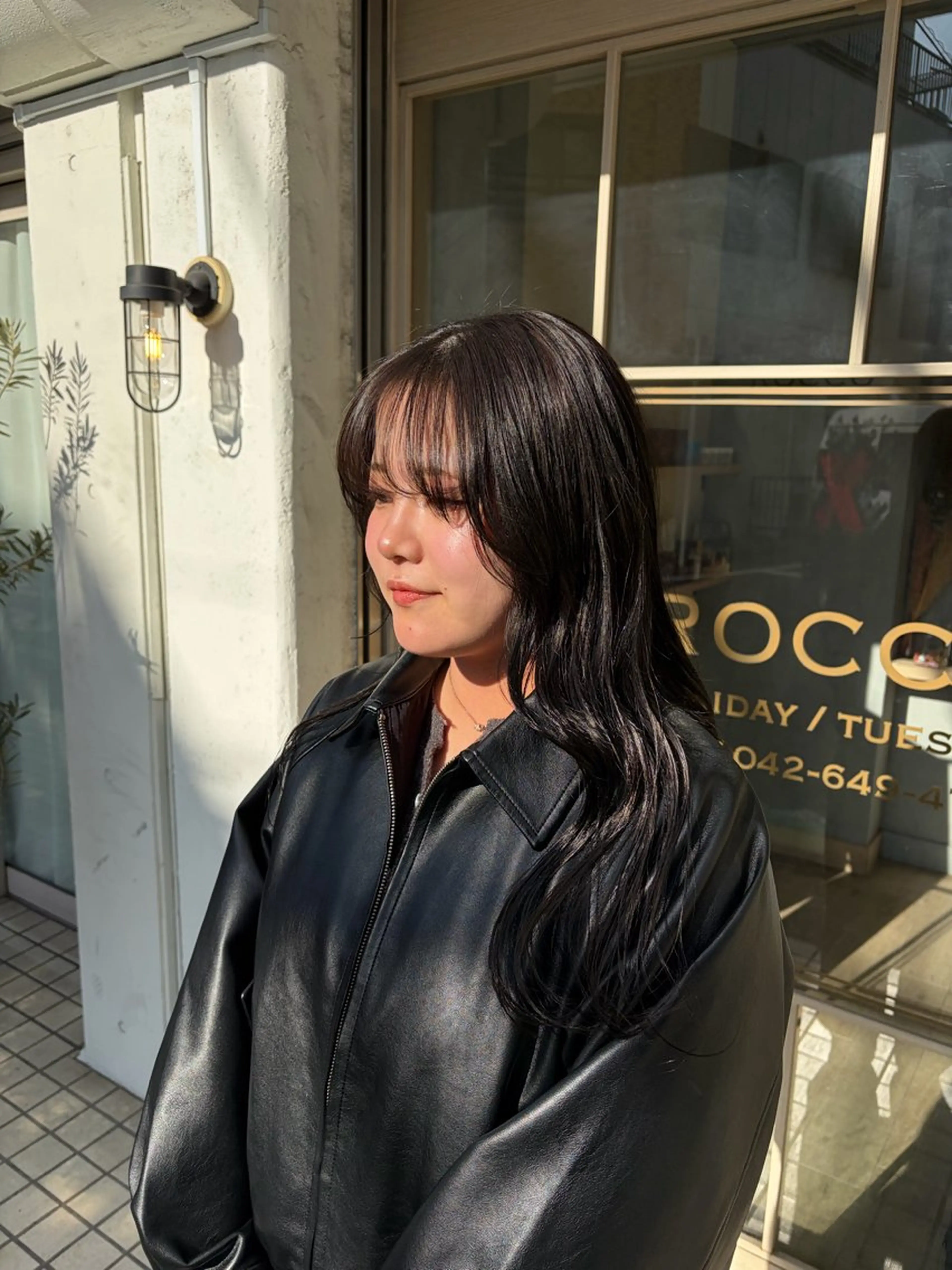 ロング カット ヘアカラー アイナ ROCCOのヘアスタイル