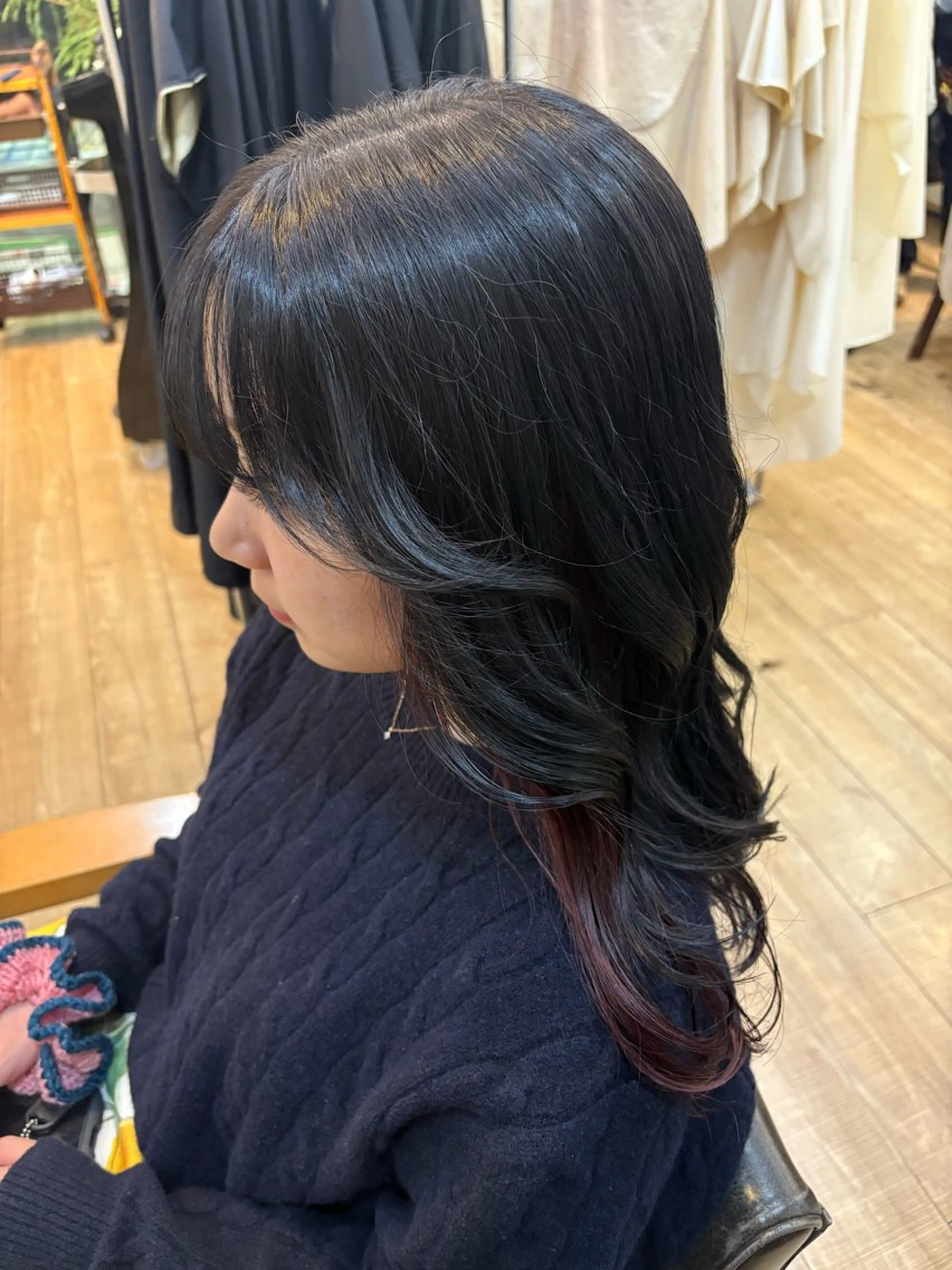 セミロング ヘアカラー 大谷 羽音のヘアスタイル