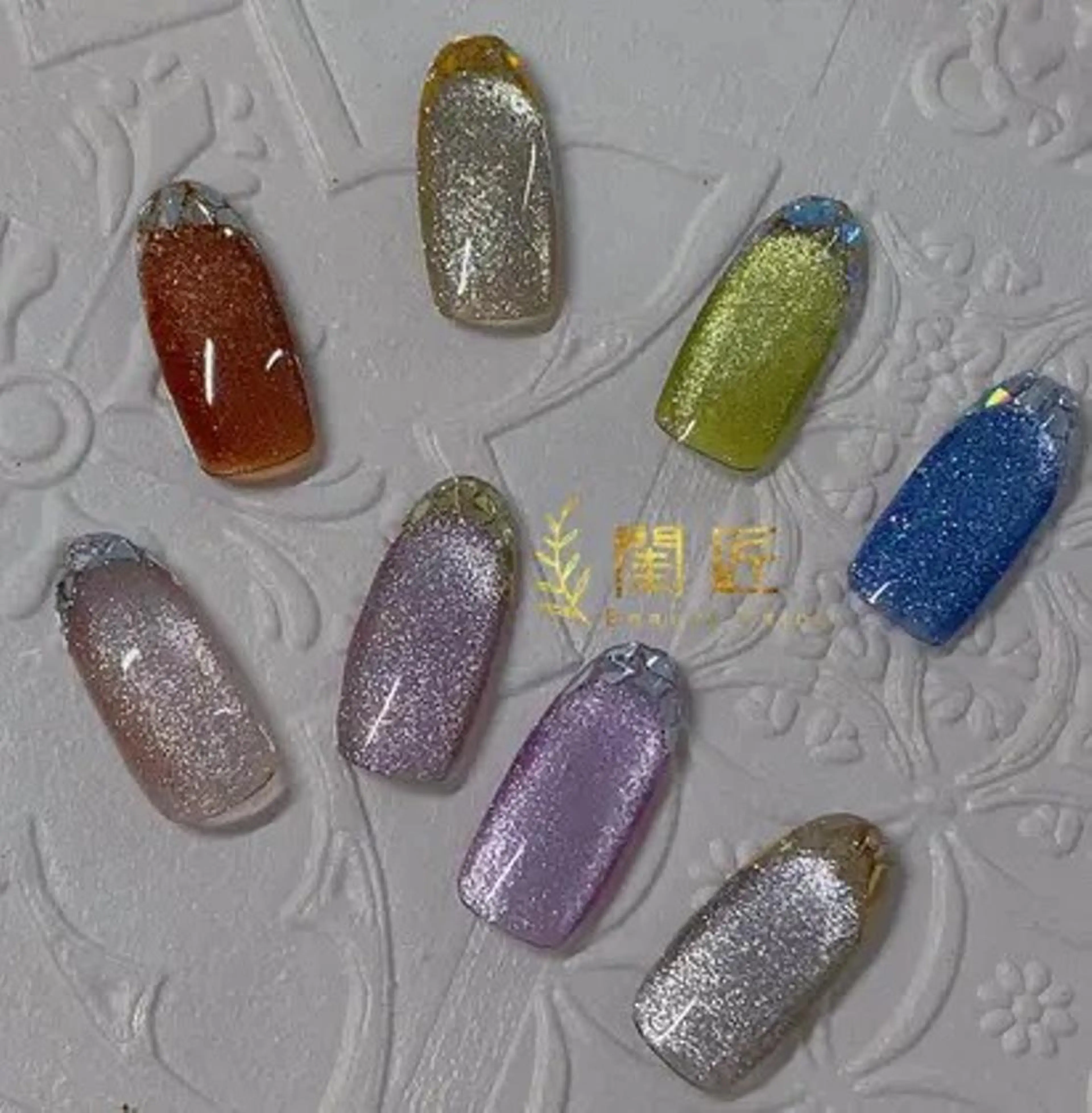 💅ハンドネイル💅新規オフ無料✨人気⤴️マグネットガラスフレンチ　💰8480の写真