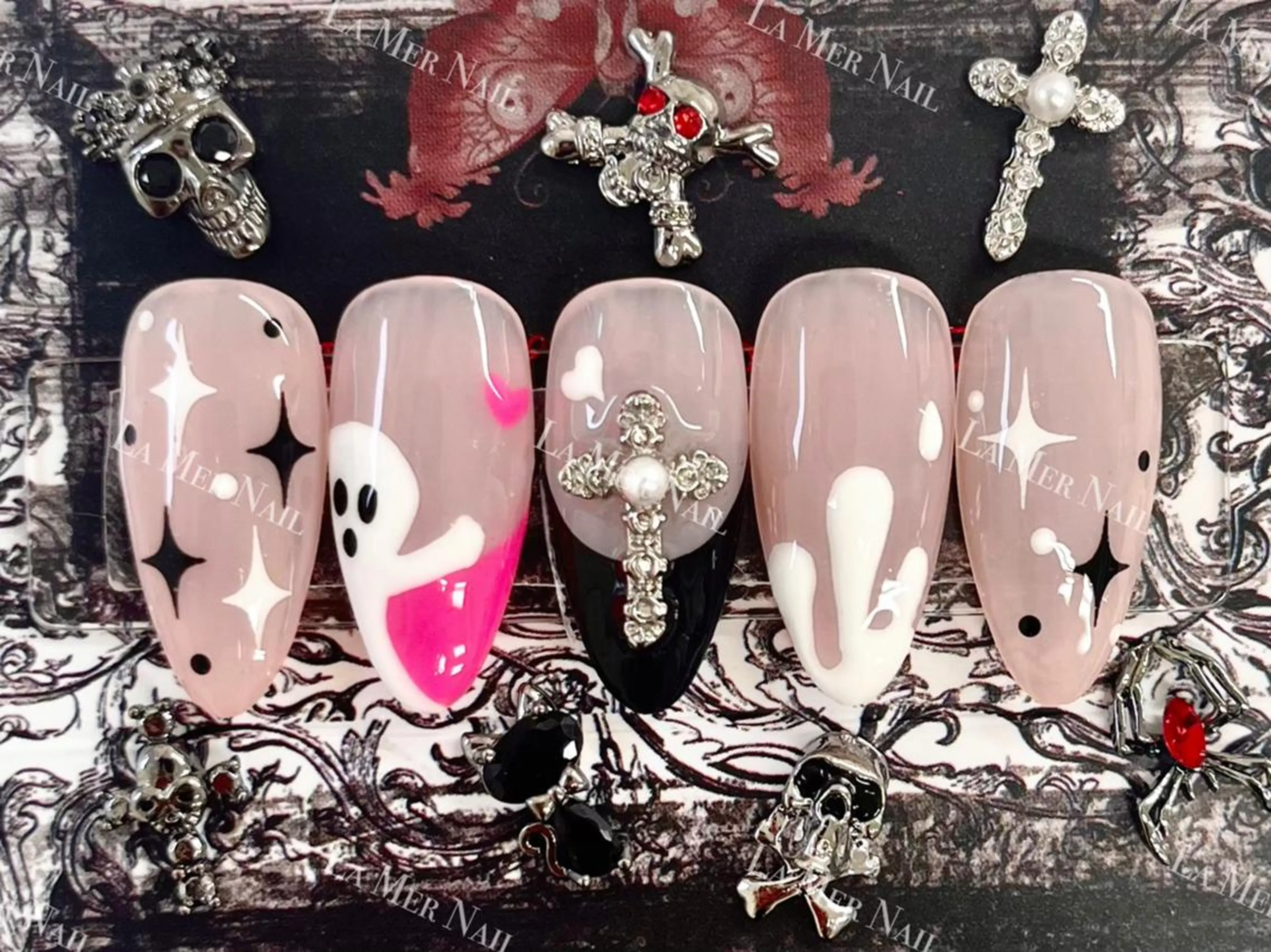 ネイル hikikibyee ♡のネイルデザイン