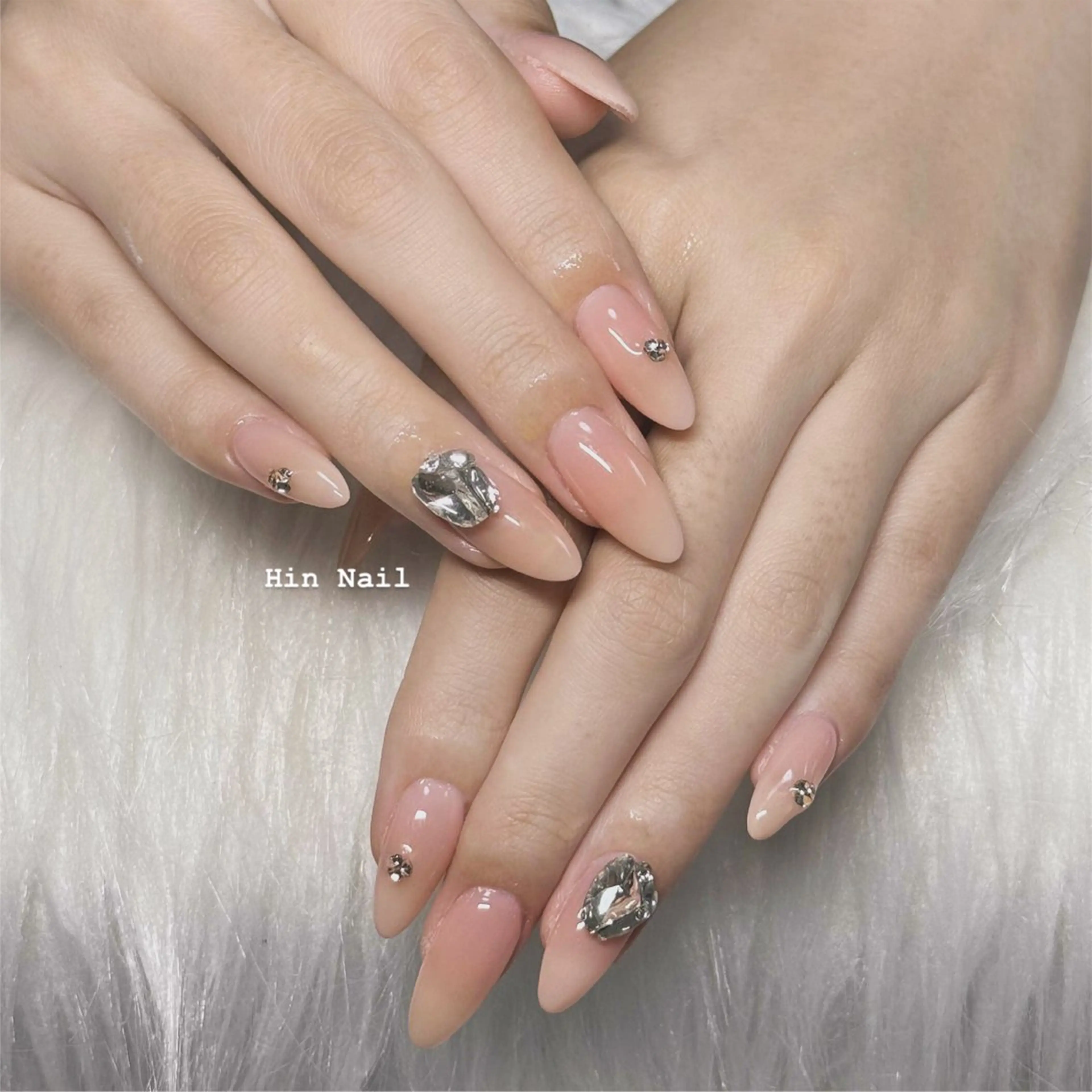 ネイル フットネイル フレンチネイル ジェルネイル グラデーション 韓国ネイル ハンドネイル HIN NAILのネイルデザイン