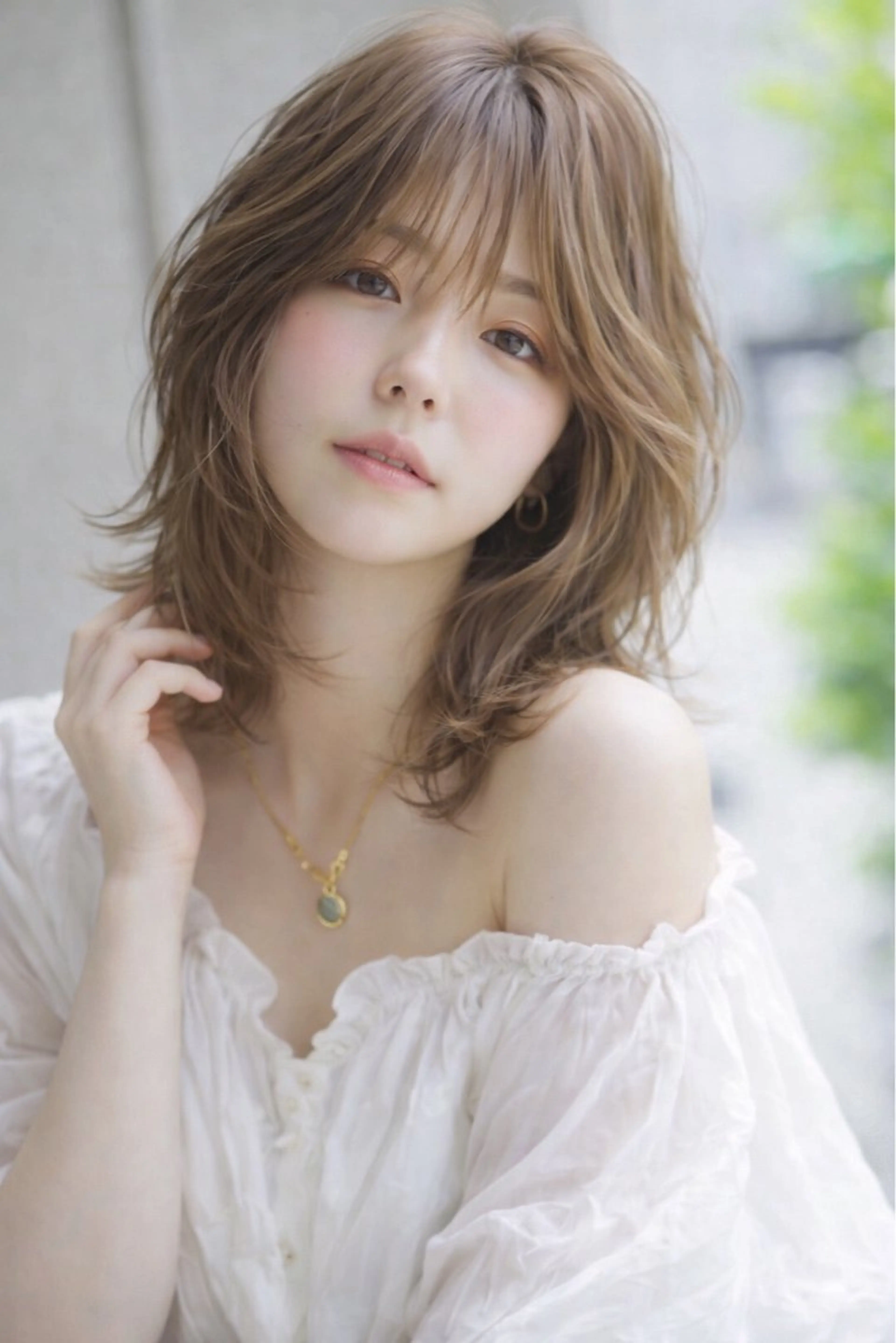 ミディアム カラー ベージュカラー ブリーチ 透明感カラー イルミナカラー ブリーチなしカラー カット ヘアカラー トリートメント SALOWIN(サロウィン)広島並木通り所属・田村和範/似合わせ カラー/髪質改善のヘアスタイル