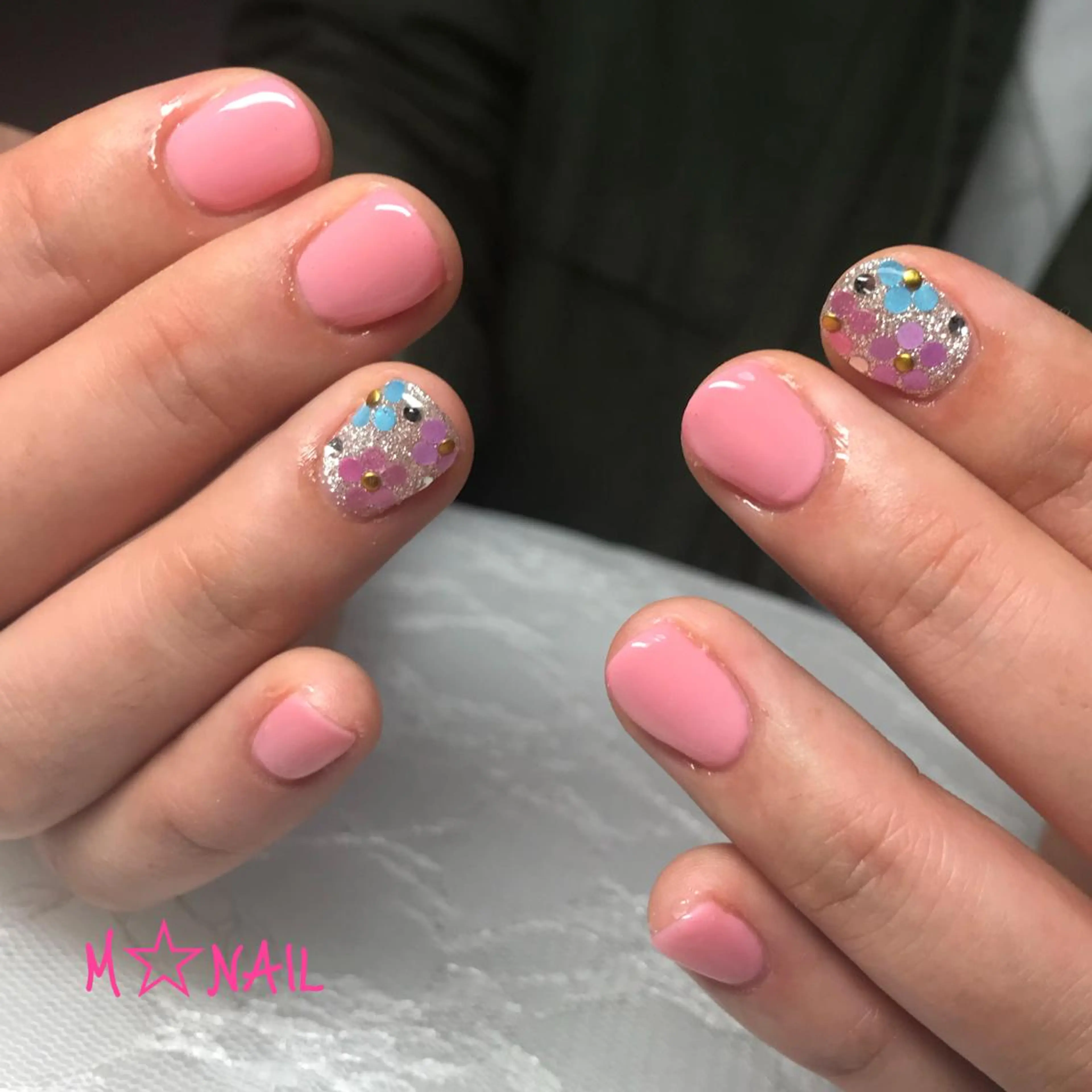 ネイル 春ネイル ハンドネイル COCO+所属・COCO +のエステ・リラクイメージ