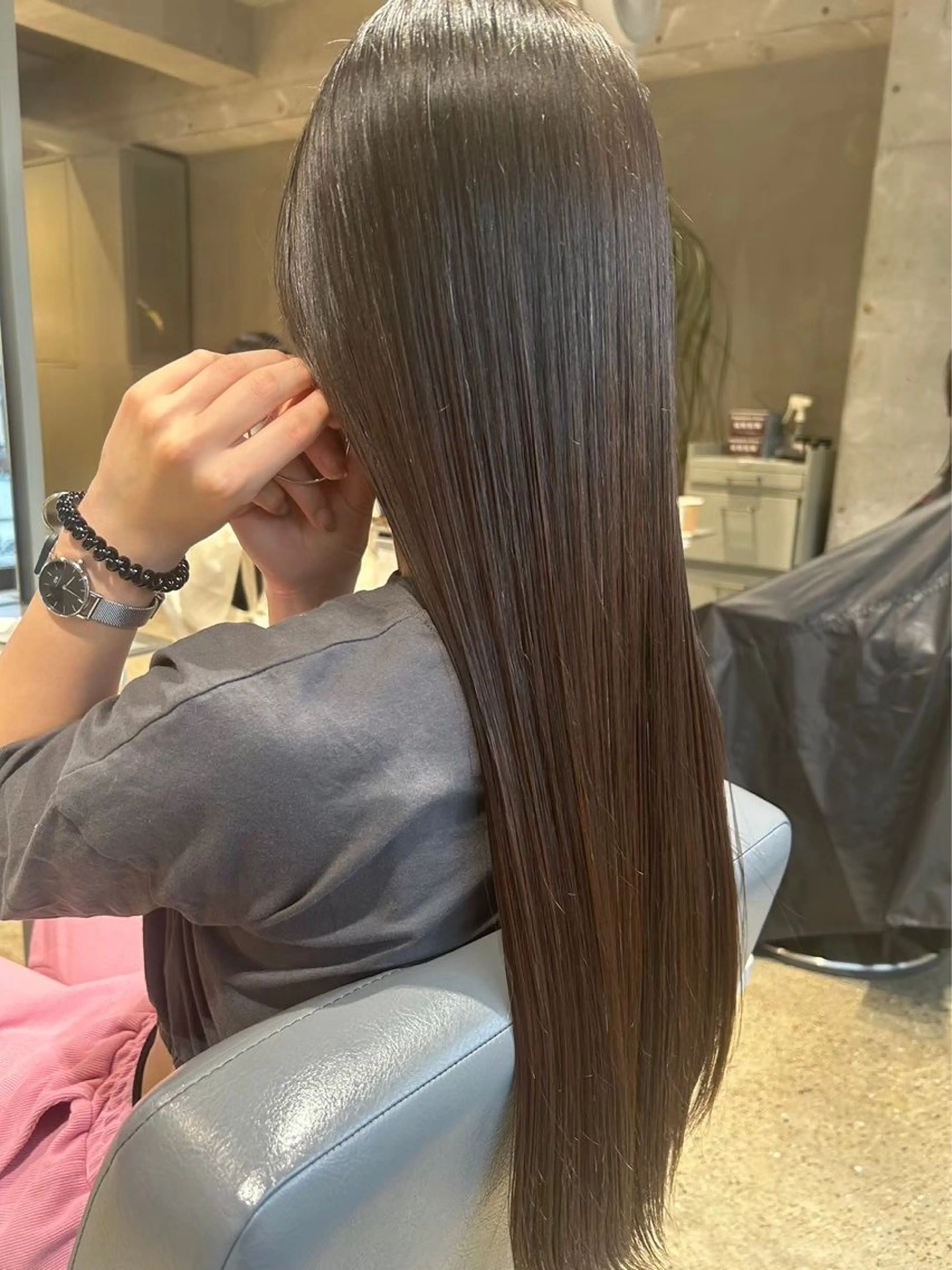 ロング 縮毛矯正 DECO所属・⠀ 萌/韓国系/縮毛矯正のヘアスタイル