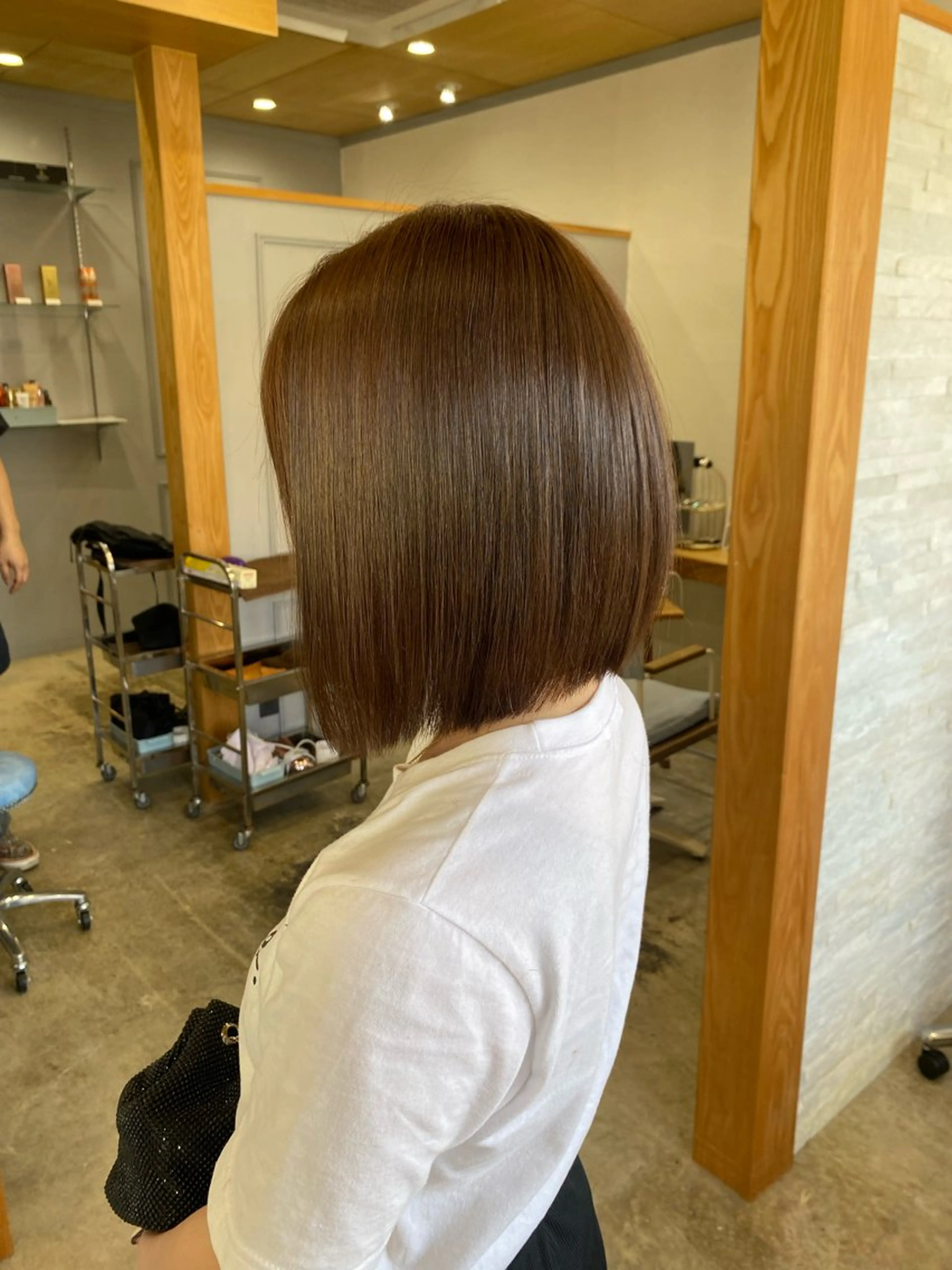 ショート カラー ブリーチ ブリーチなしカラー ILObymiloc ナナカのヘアスタイル