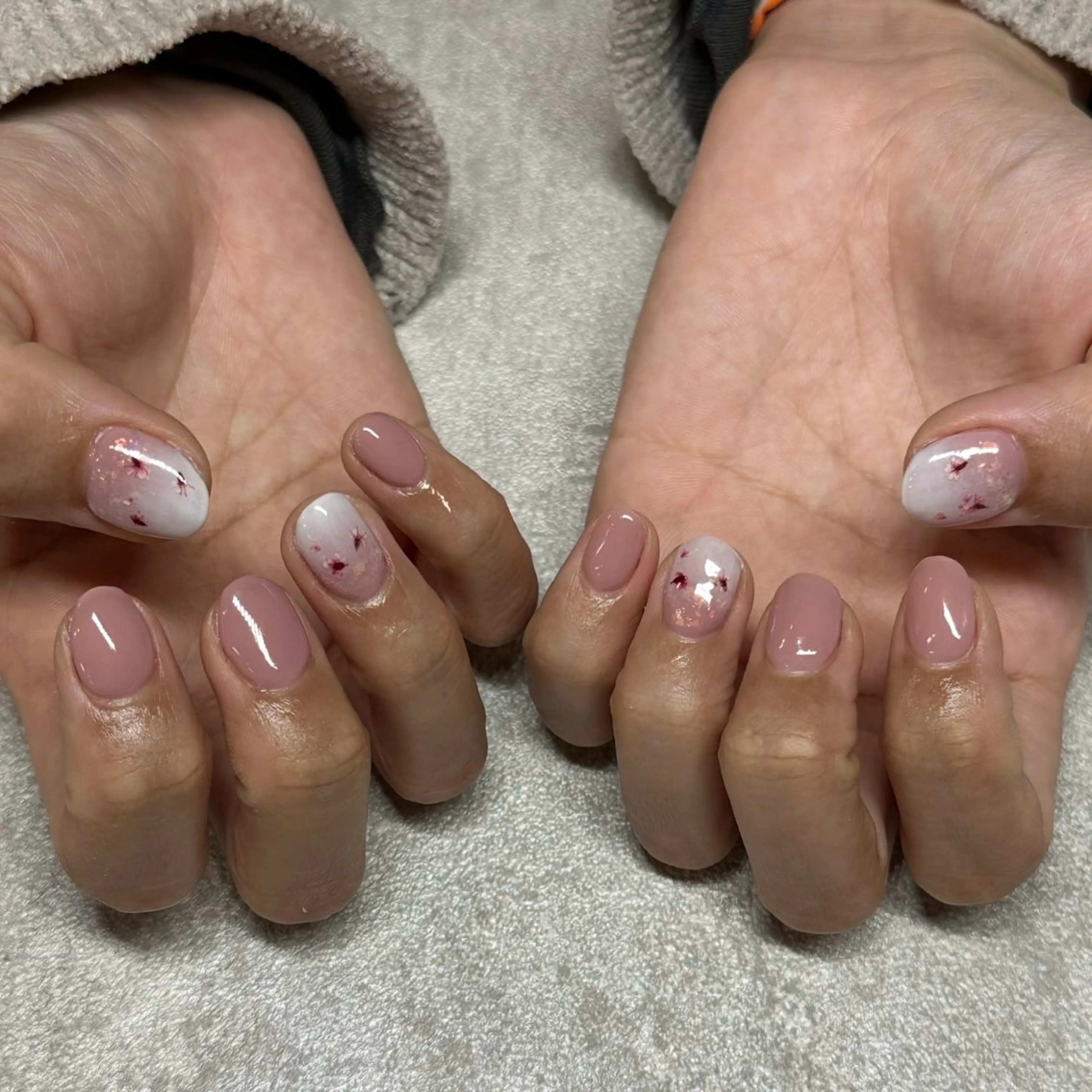 ネイル Cuaura所属・松下 彩菜のネイルデザイン