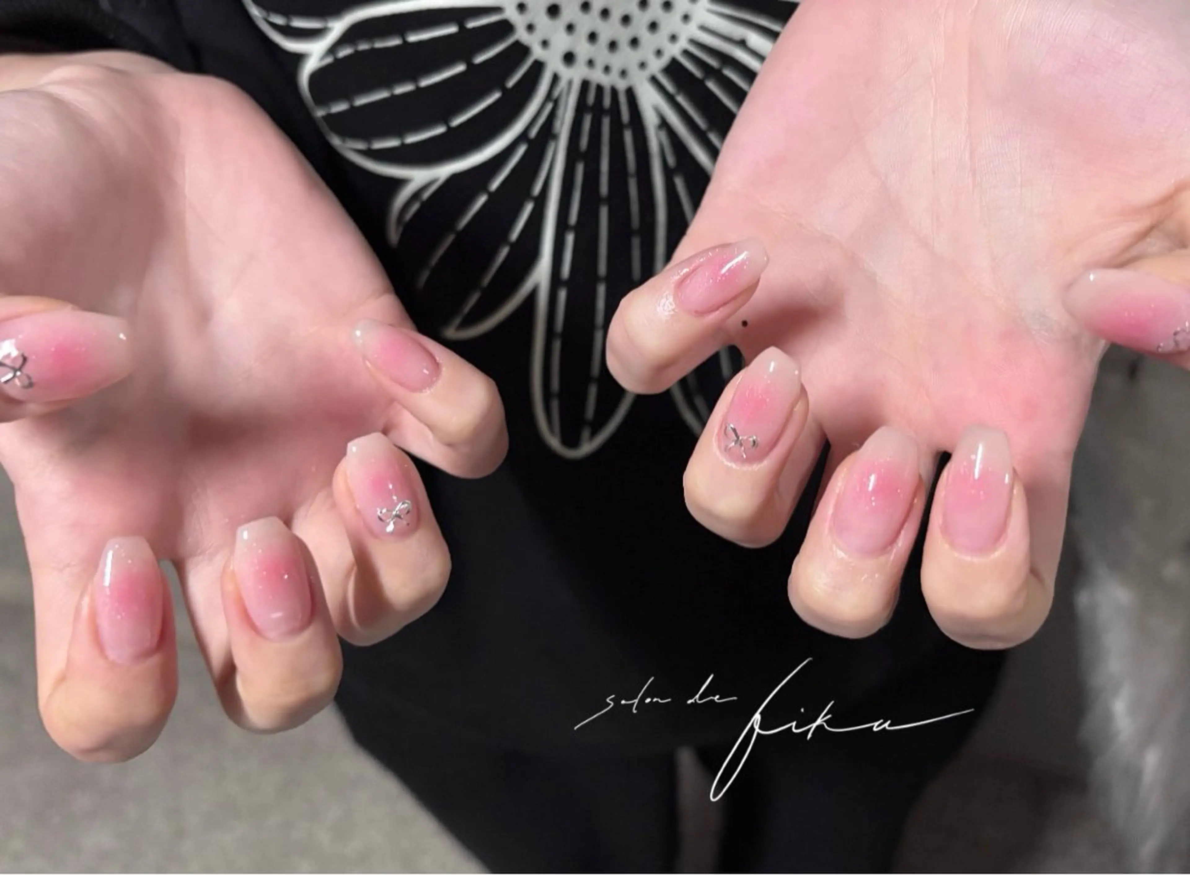 ネイル ハンドネイル 武智日々花 【パラジェル取扱店】のネイルデザイン