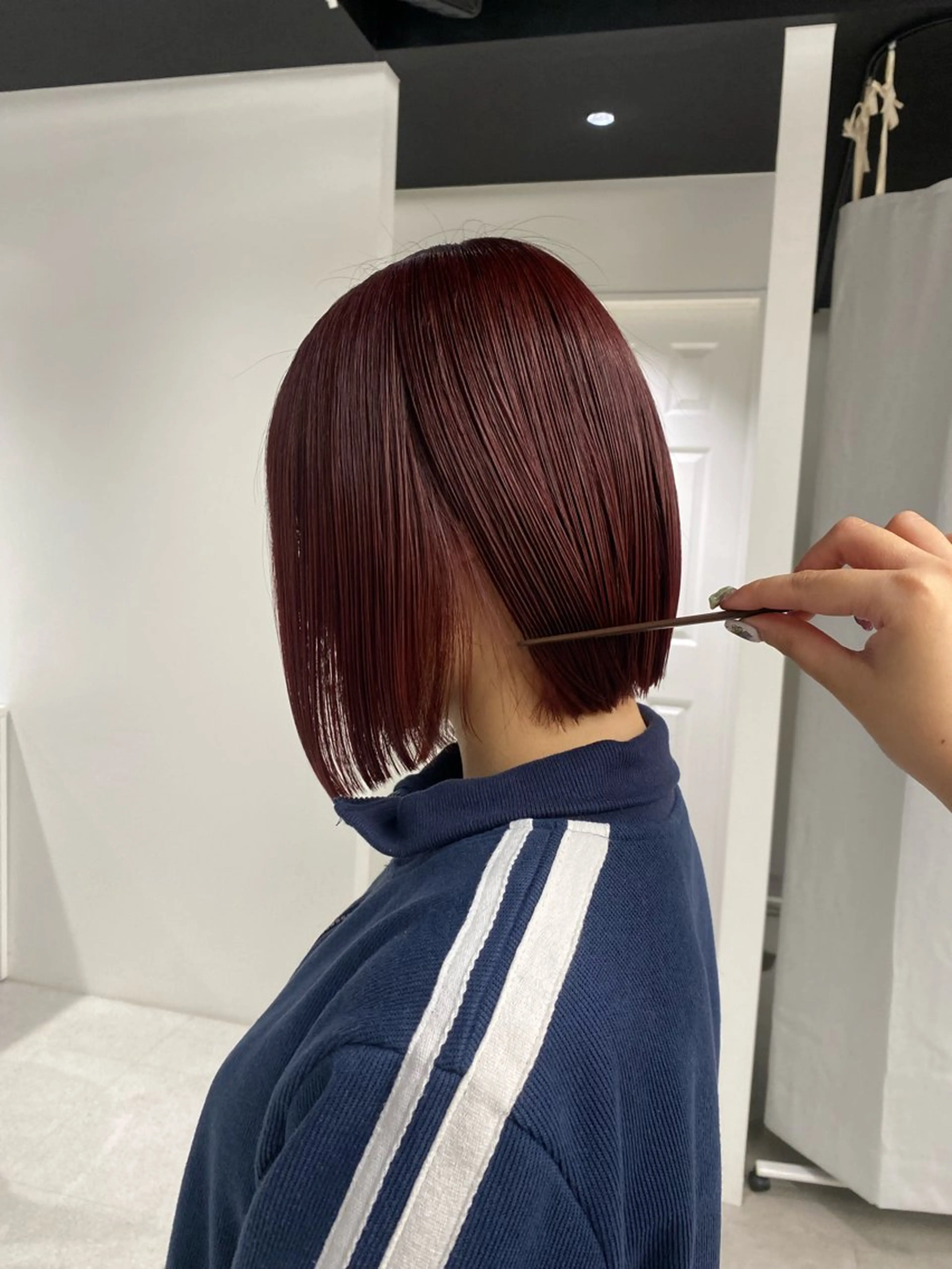 ロング カラー バレイヤージュ ブリーチ ケアブリーチ ダブルカラー イヤリングカラー フェザーショート⚡️ REONのヘアスタイル