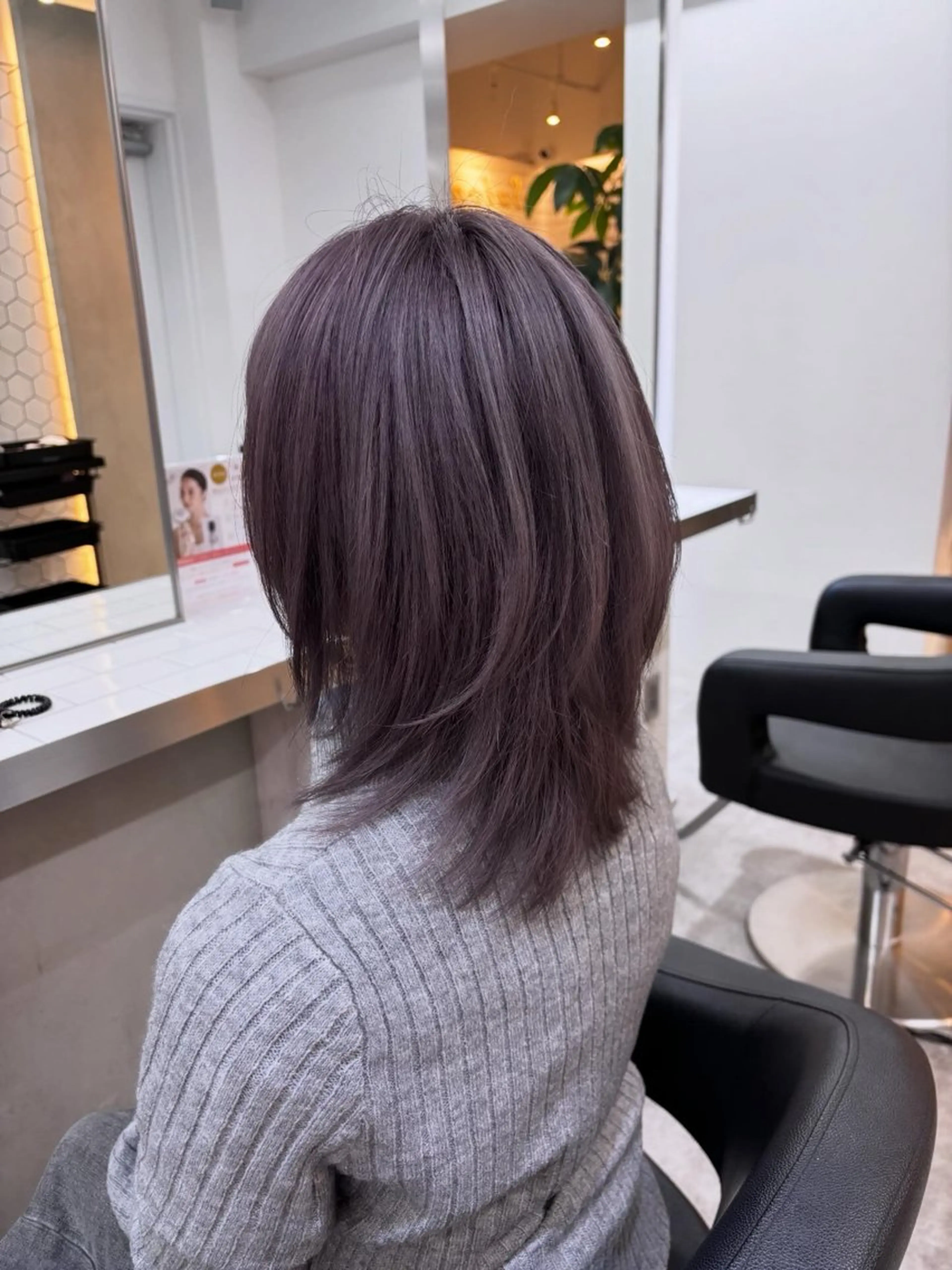 ミディアム カラー ヘアカラー トリートメント Ｖｉｏｔ  銀座 樋口 桃佳のヘアスタイル