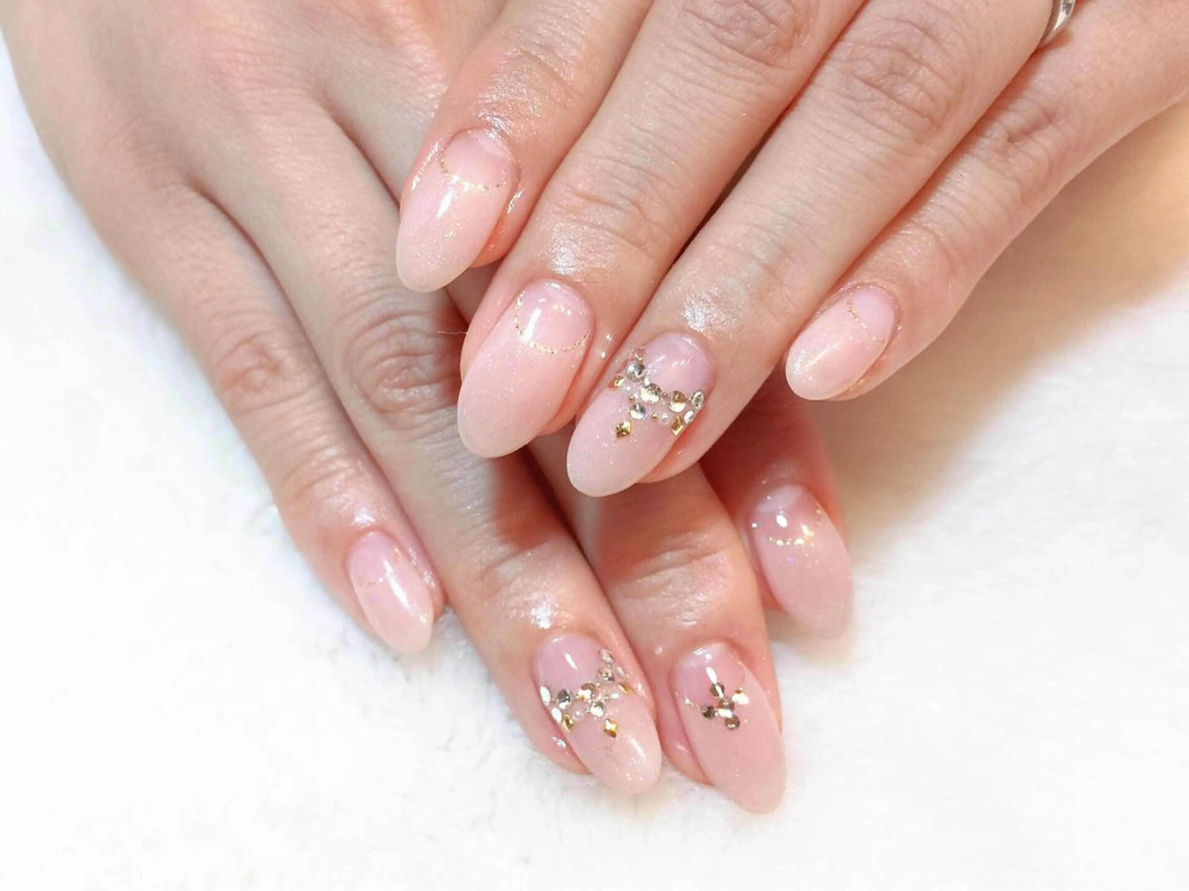 ネイル Viseo《6週間 長持ちパラジェル》のネイルデザイン