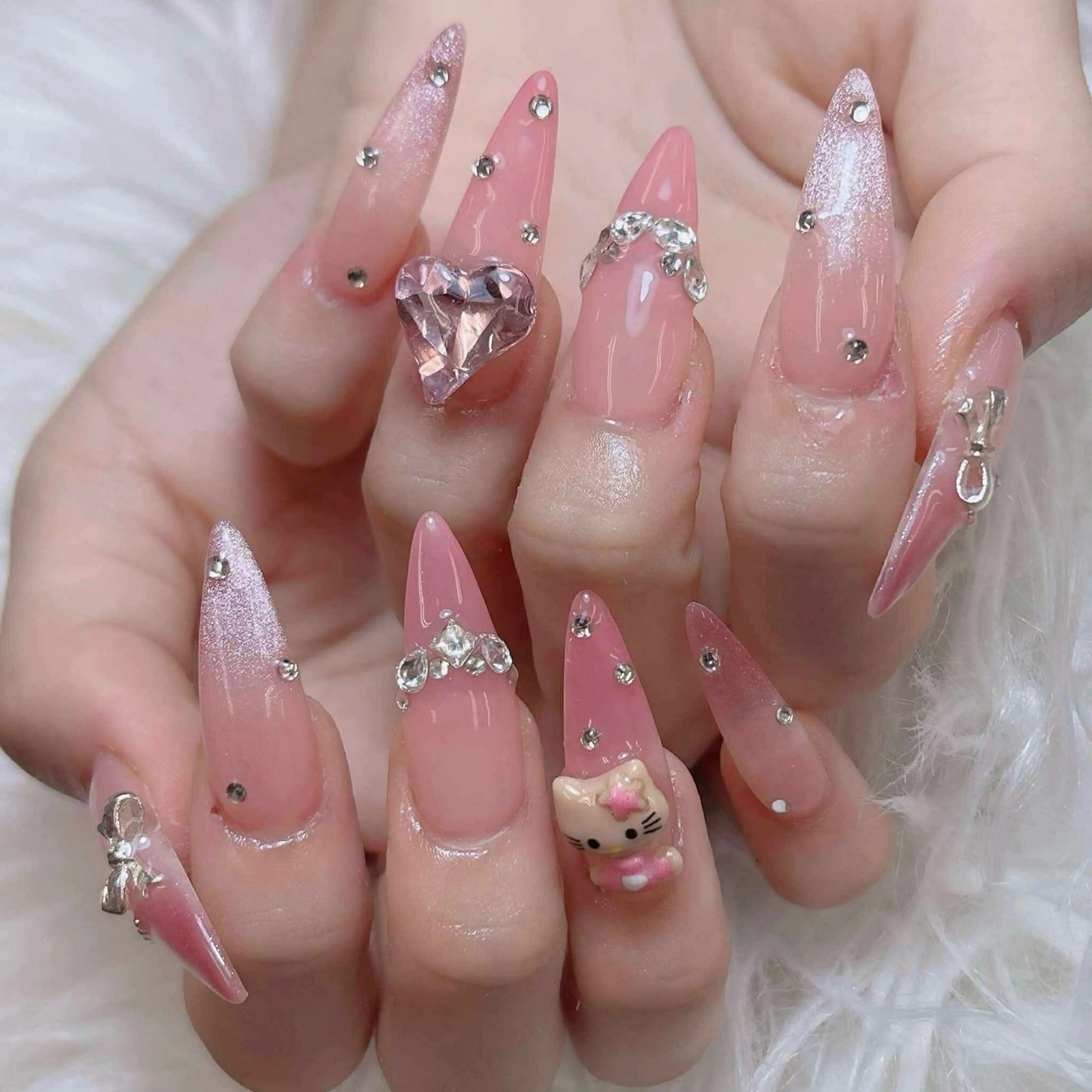 ネイル ハンドネイル ANH NAIL ゴテゴテ専門店💎のネイルデザイン