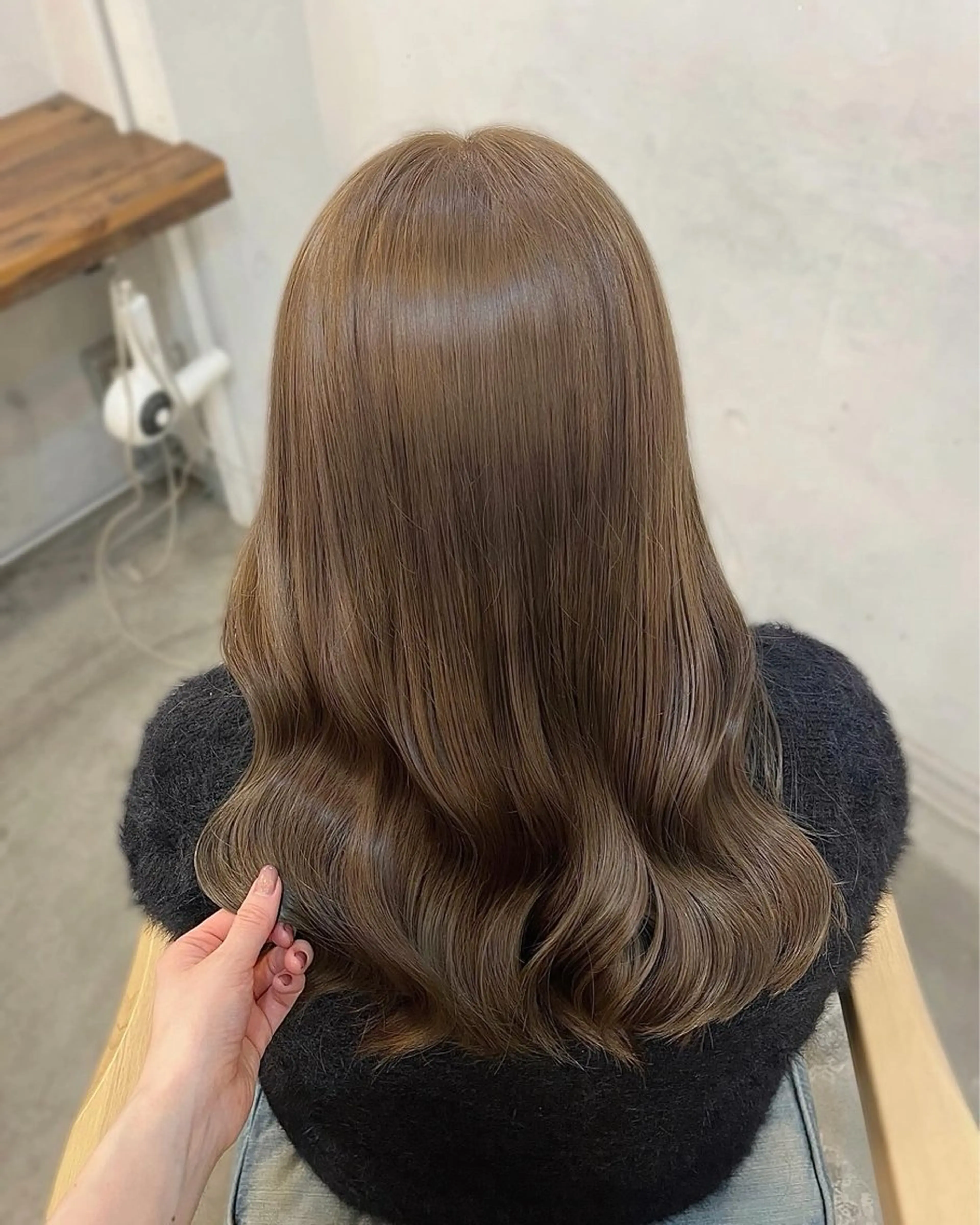 セミロング カラー ヘアアレンジ hazuki🐈‍⬛ 透明感カラーのヘアスタイル