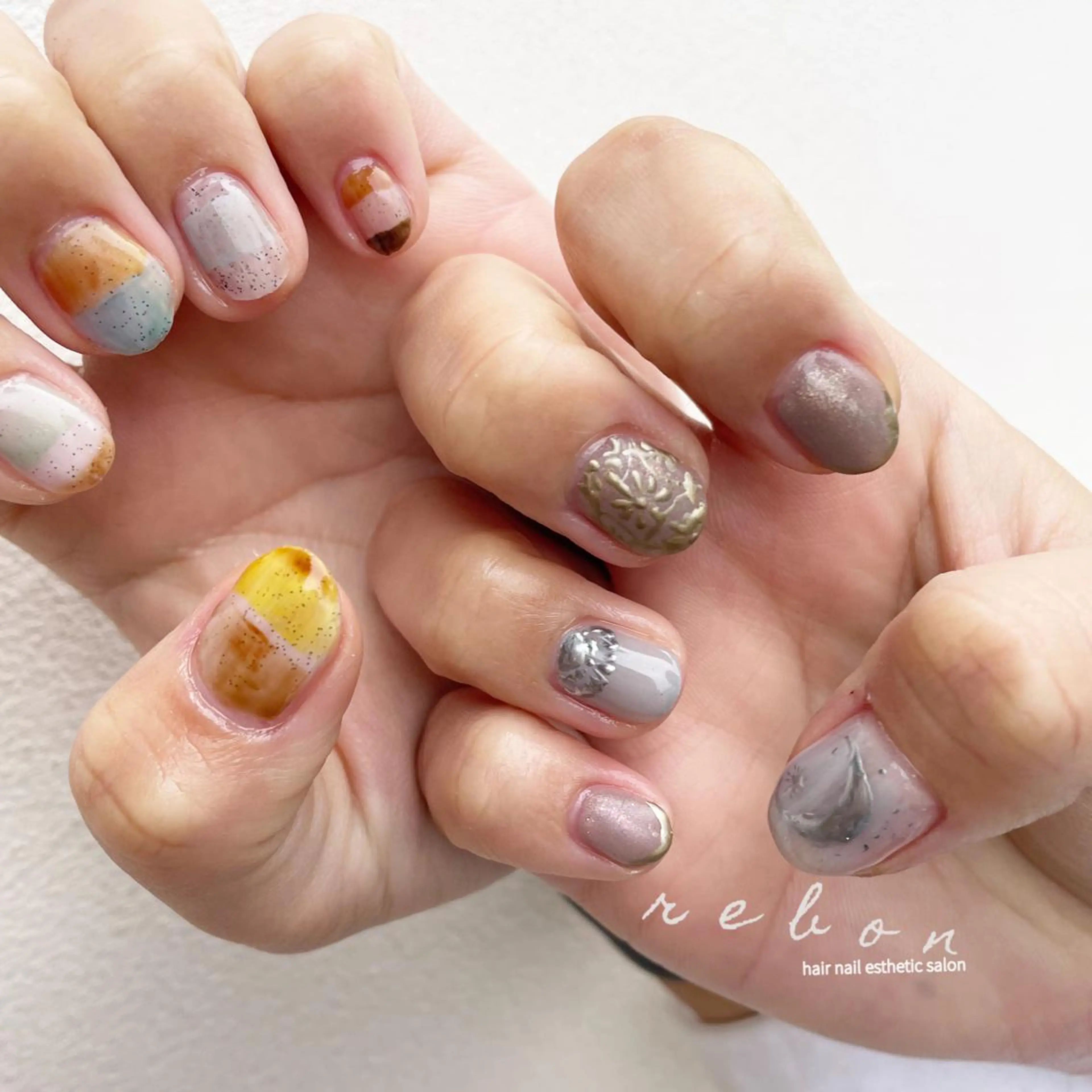 ネイル ハンドネイル フットネイル rebon＊ natsukiのネイルデザイン