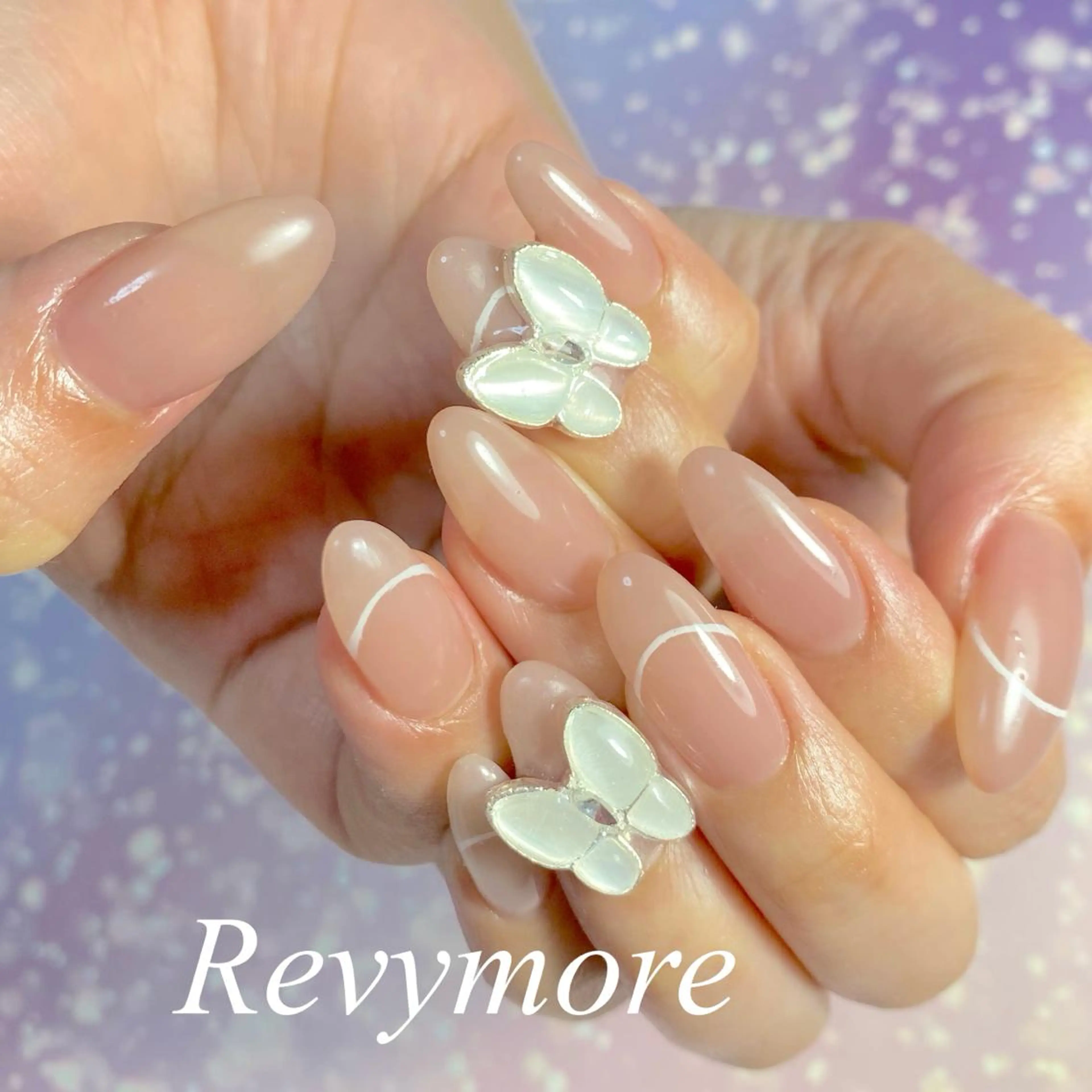 ミディアム ネイル フレンチネイル ジェルネイル ニュアンスネイル オフィスネイル シンプルネイル nail salon Revymore所属・nail salon Revymoreのネイルデザイン