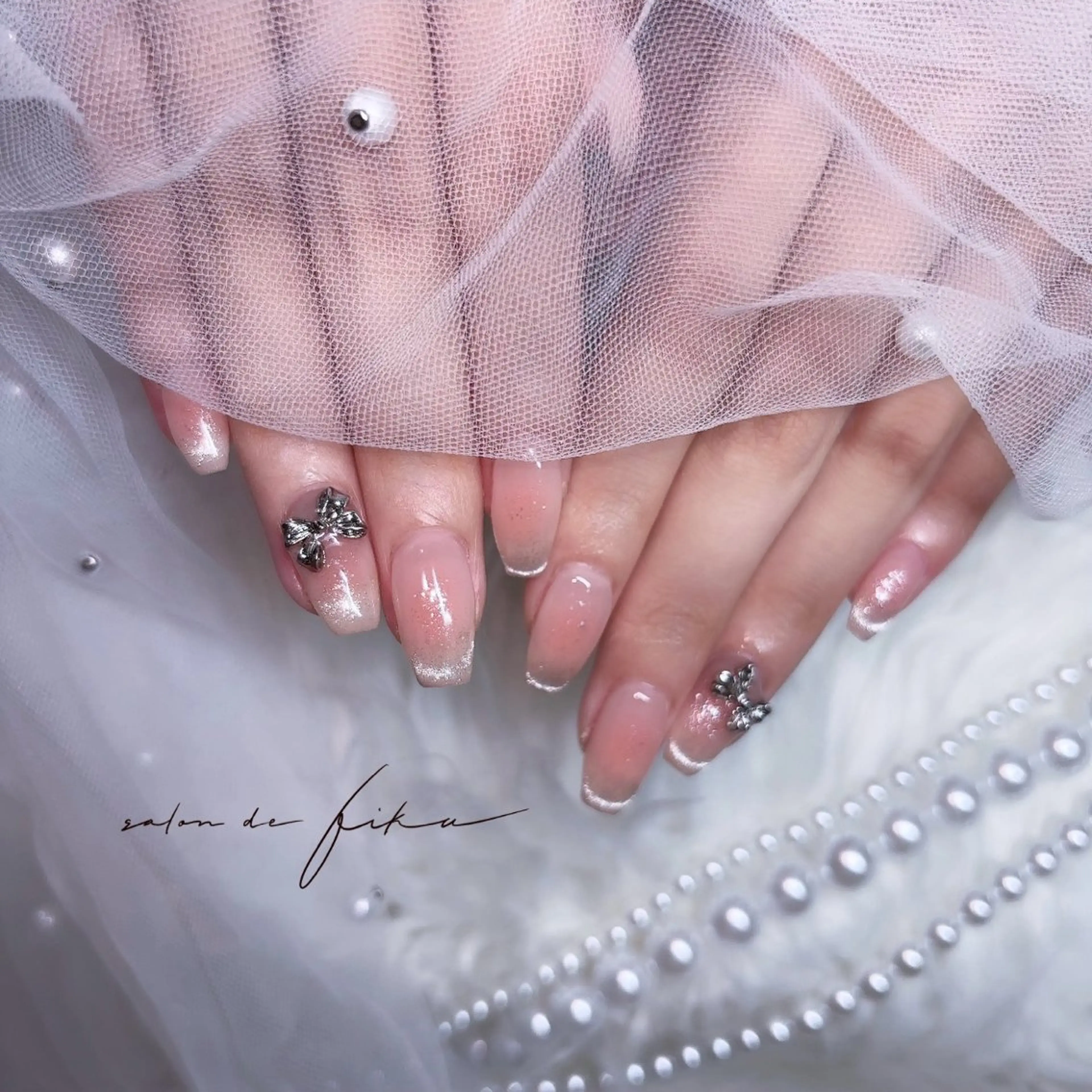 ネイル フレンチネイル マグネットネイル マグネットフレンチ ハンドネイル ayano 【パラジェル取扱店】のエステ・リラクイメージ