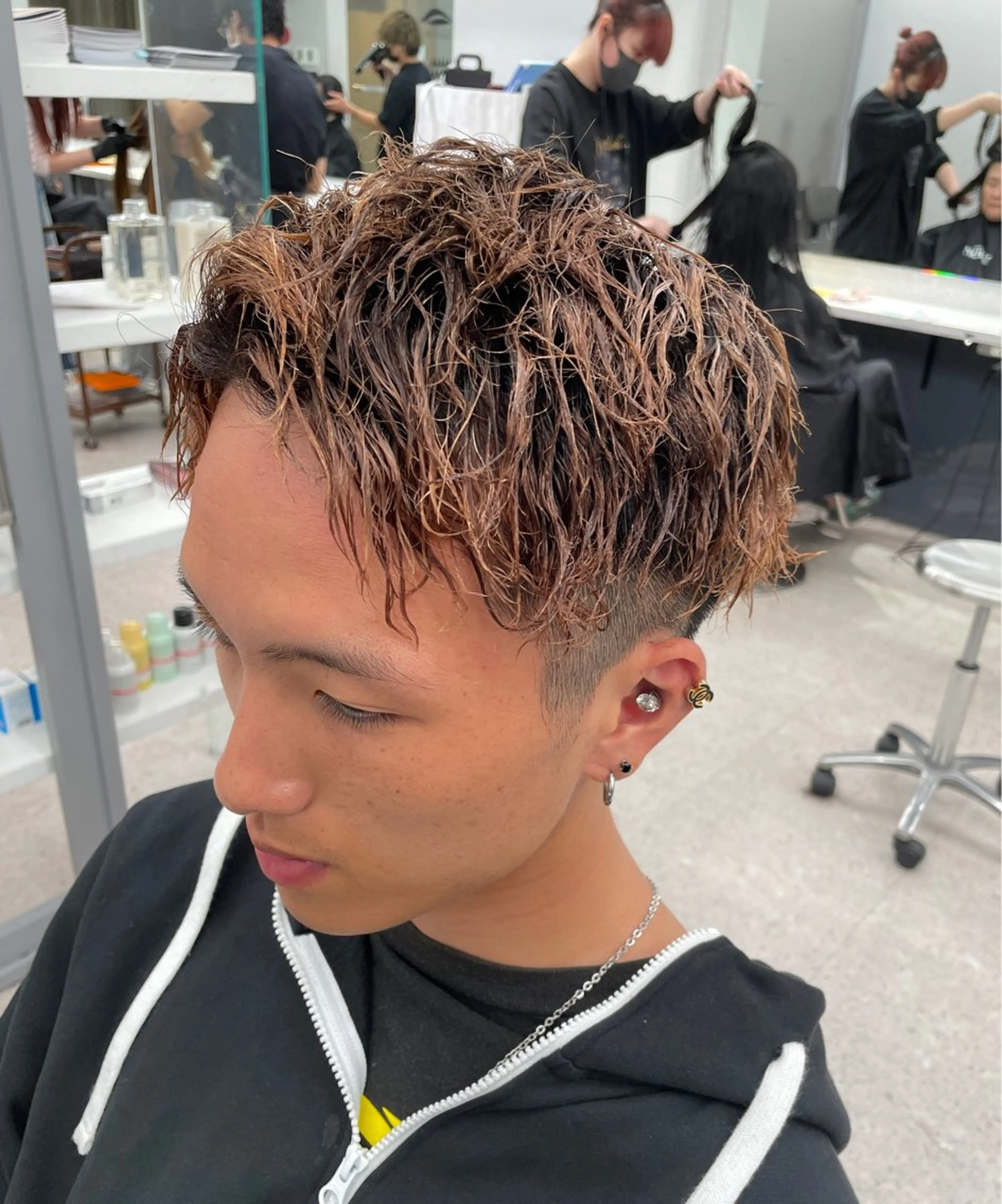 パーマ メンズ メンズスタイリスト✨ 助川龍哉のヘアスタイル