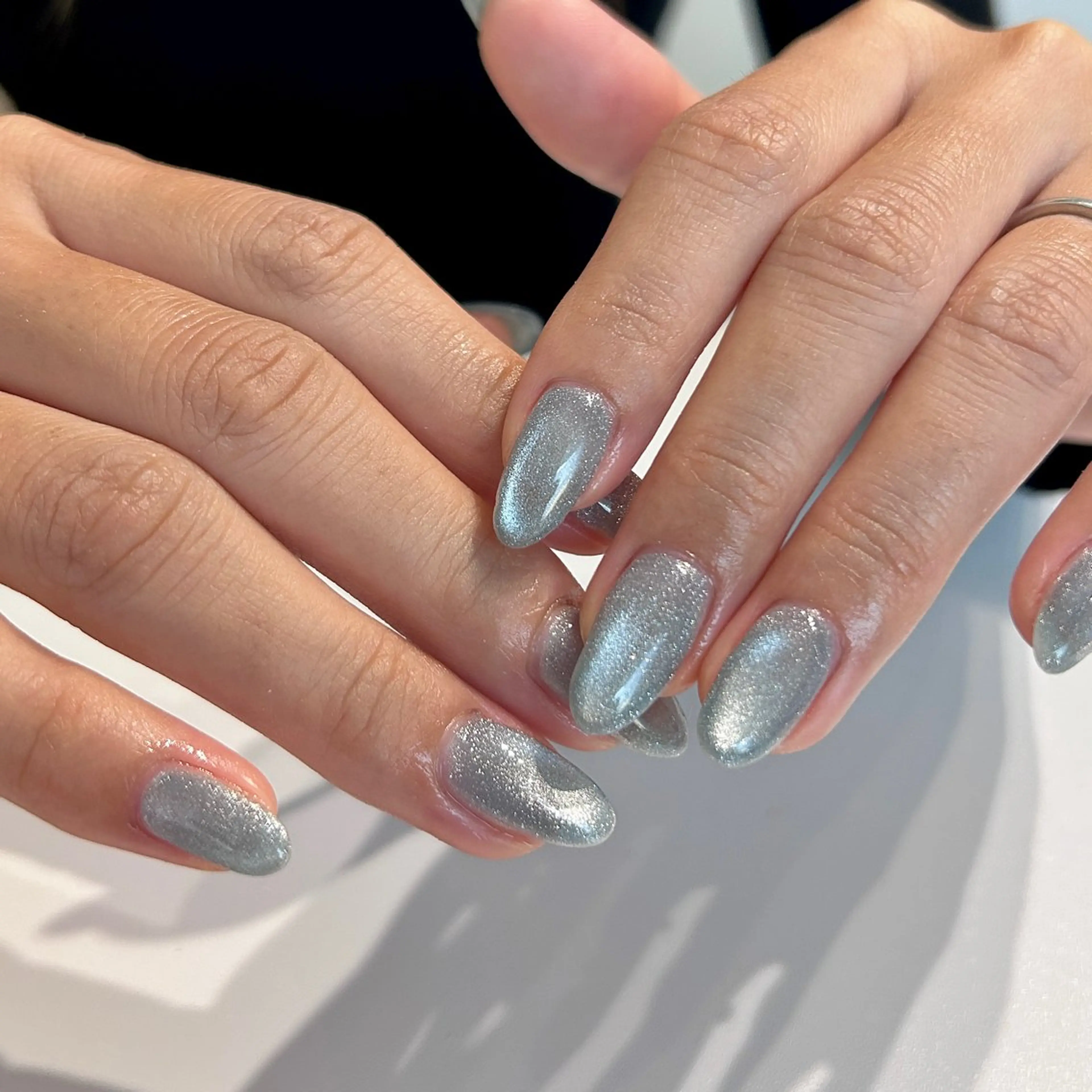 ネイル ブルー マグネットネイル nail salon moiのネイルデザイン