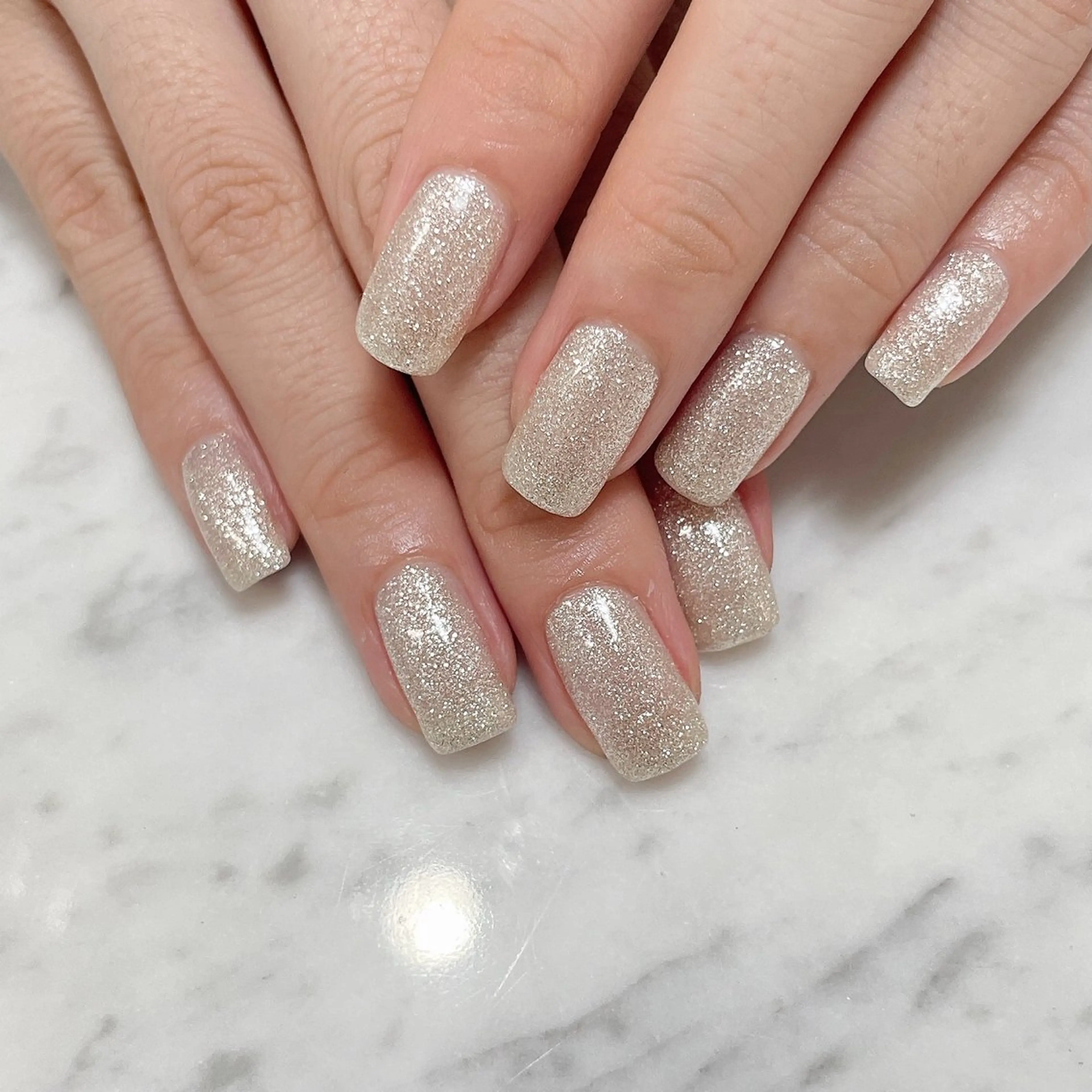 ネイル ワンカラーネイル ミサキ CHIC NAILのネイルデザイン