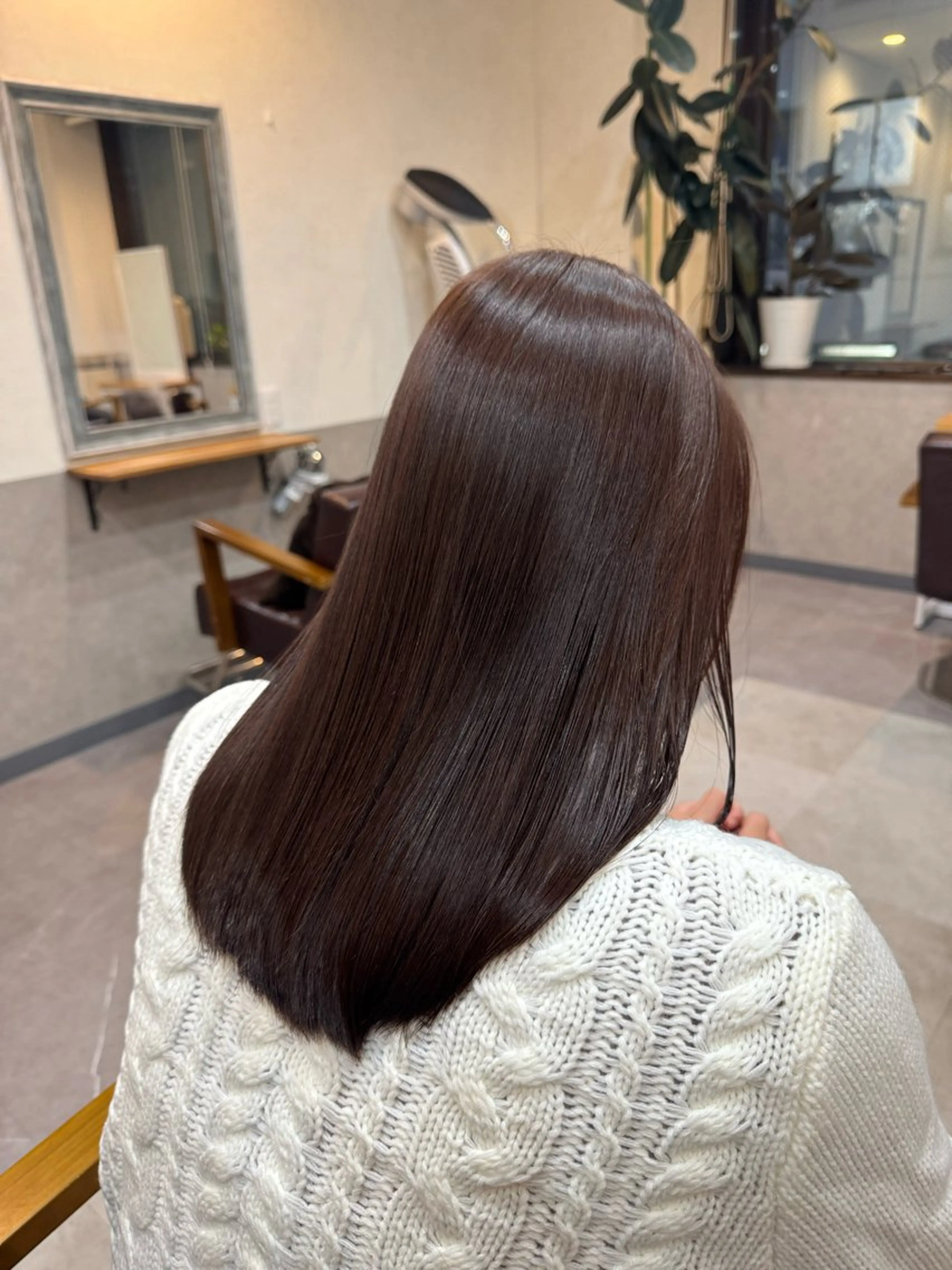 セミロング カラー ブリーチ グレージュ ラベンダーカラー ラベンダーグレージュ ラベンダーグレー 船橋 Nerine 【ネリネ】かえでのヘアスタイル