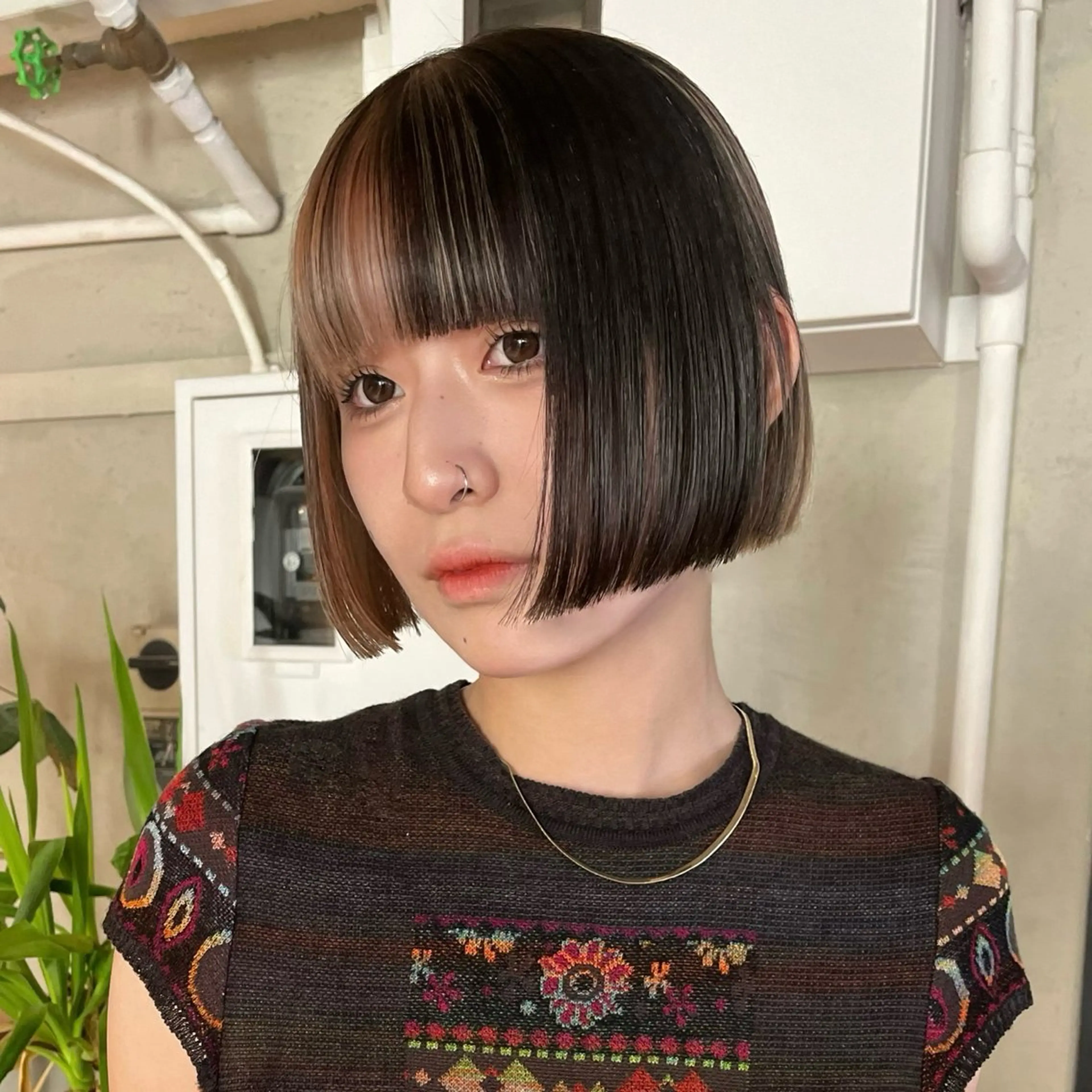 ショート カラー デザインカラー ヘアカラー トリートメント ボブハイトーン🦖 デザインMAMIのヘアスタイル