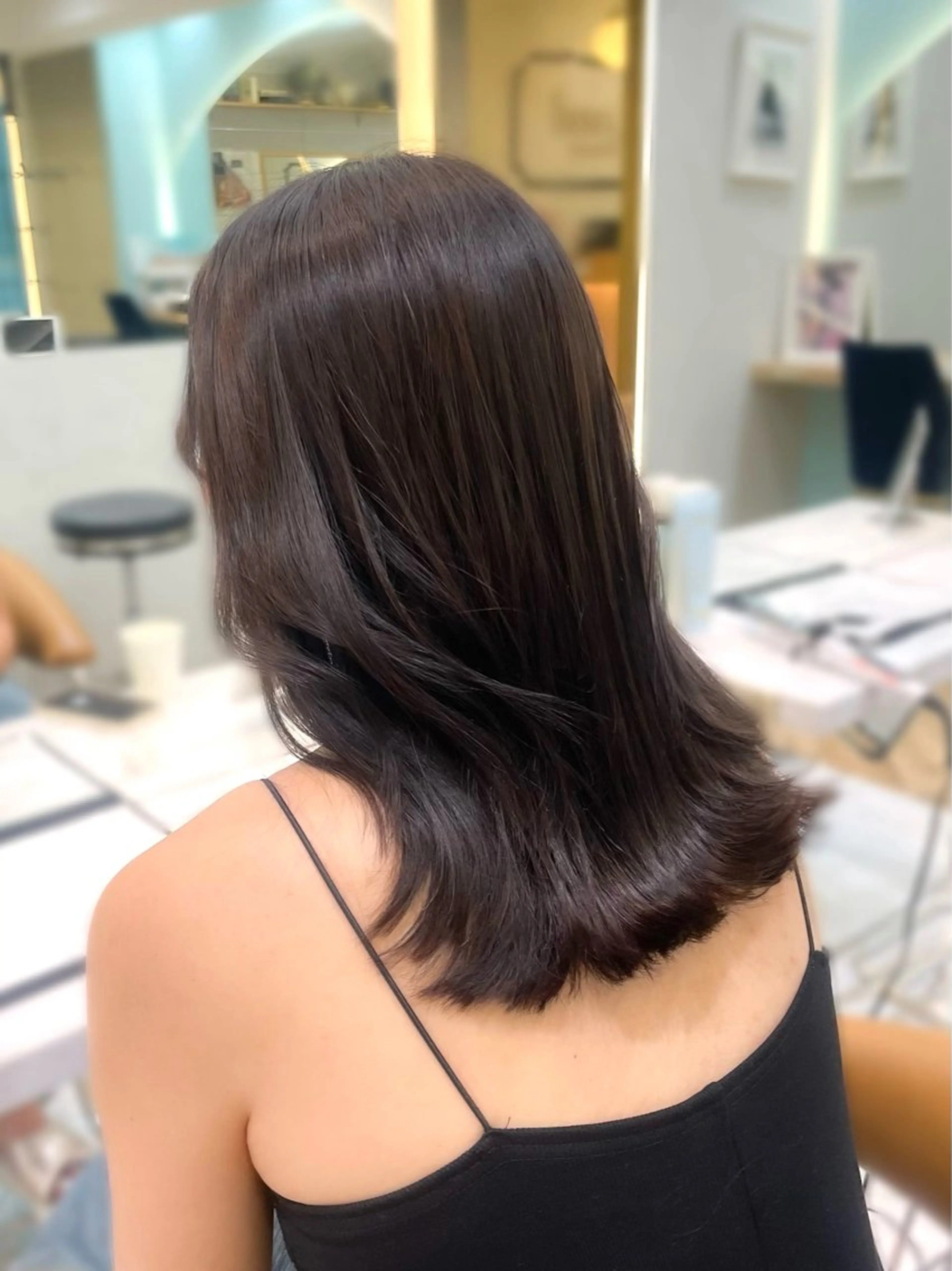 ミディアム カット ヘアカラー トリートメント 産休中2026.4月 復帰予定/野崎華代のヘアスタイル