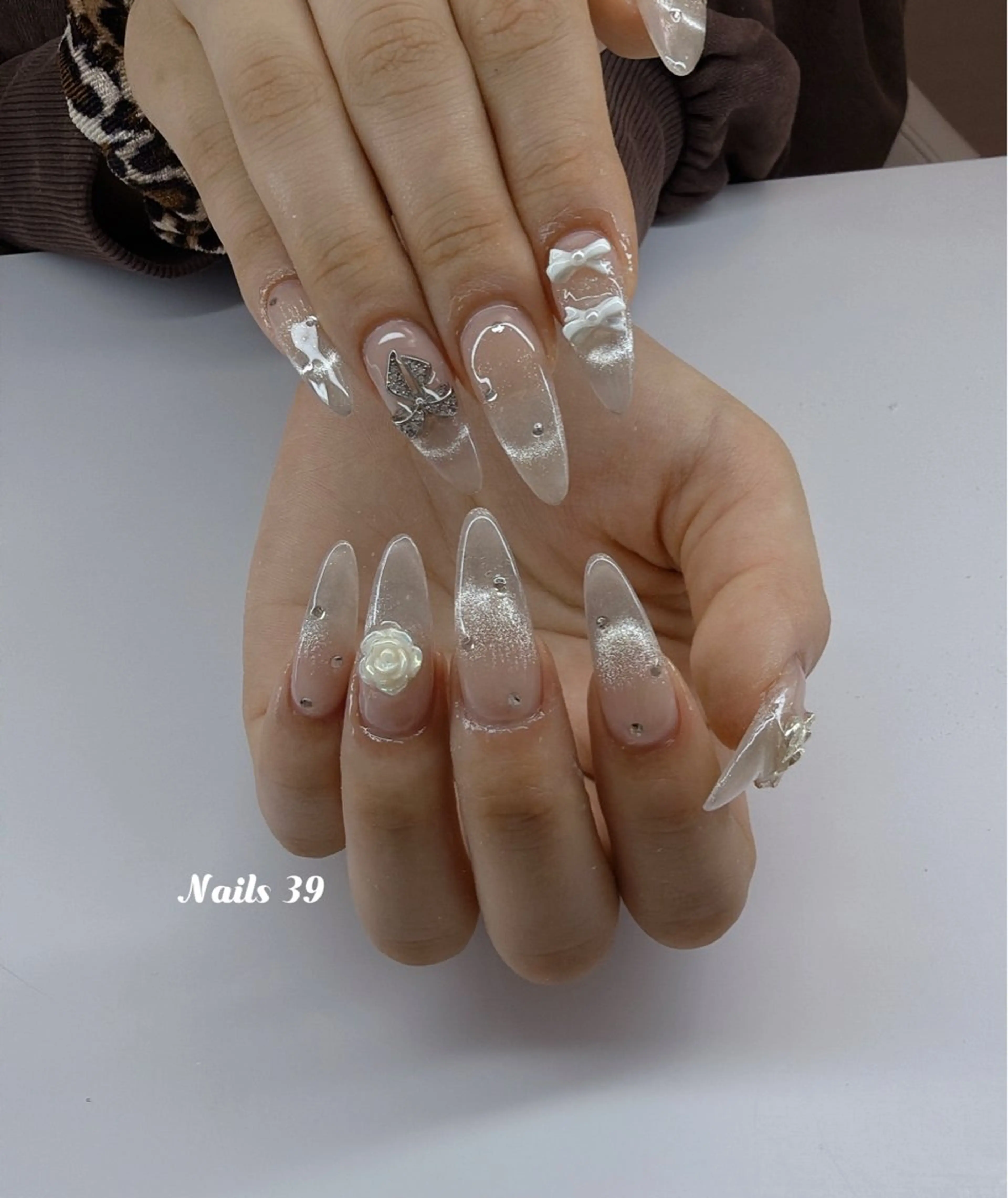 ネイル ハンドネイル ハンドケア Nails 39のネイルデザイン
