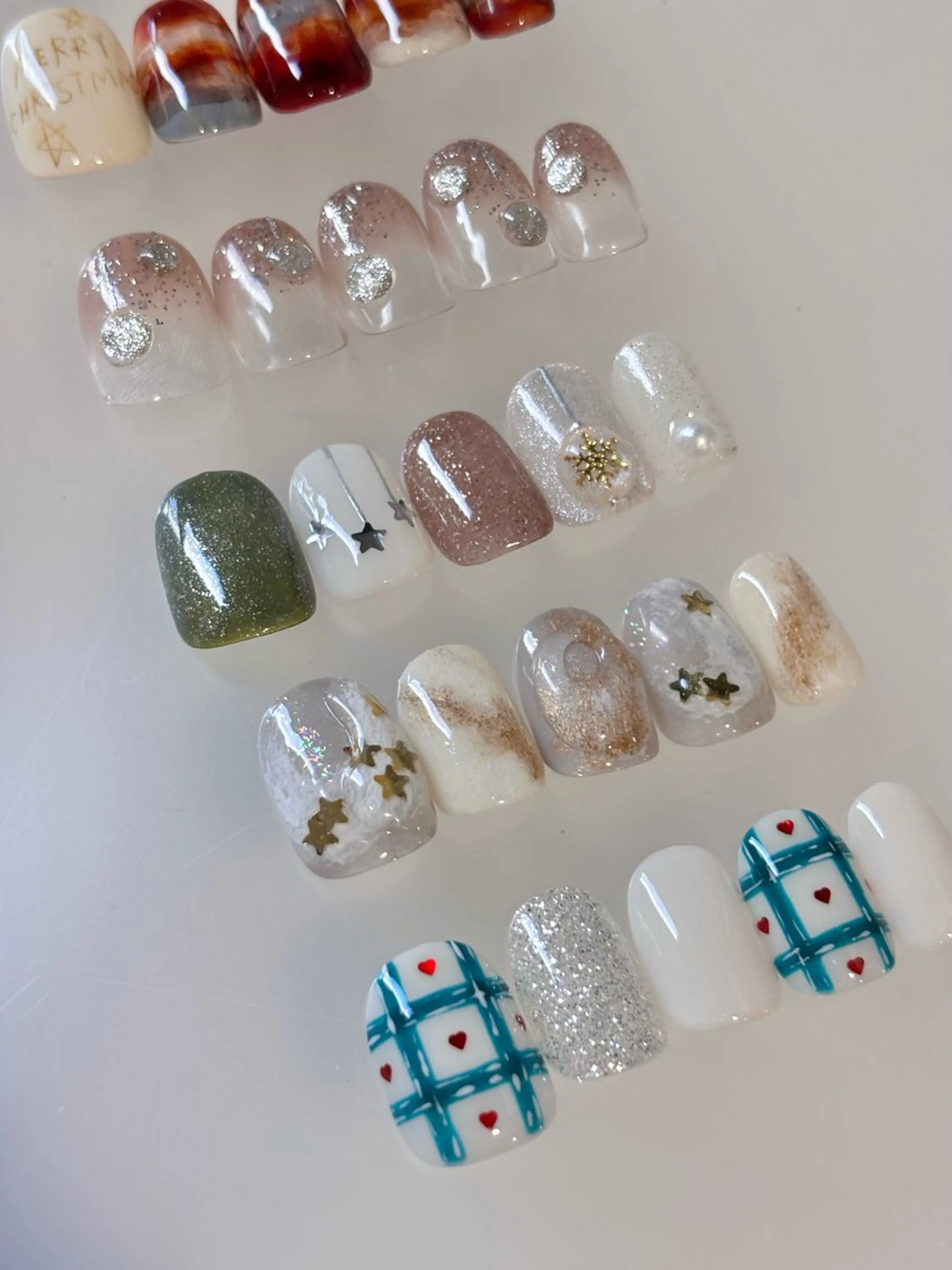 ネイル 冬ネイル クリスマス ハンドネイル iconail 下北沢 NONのネイルデザイン