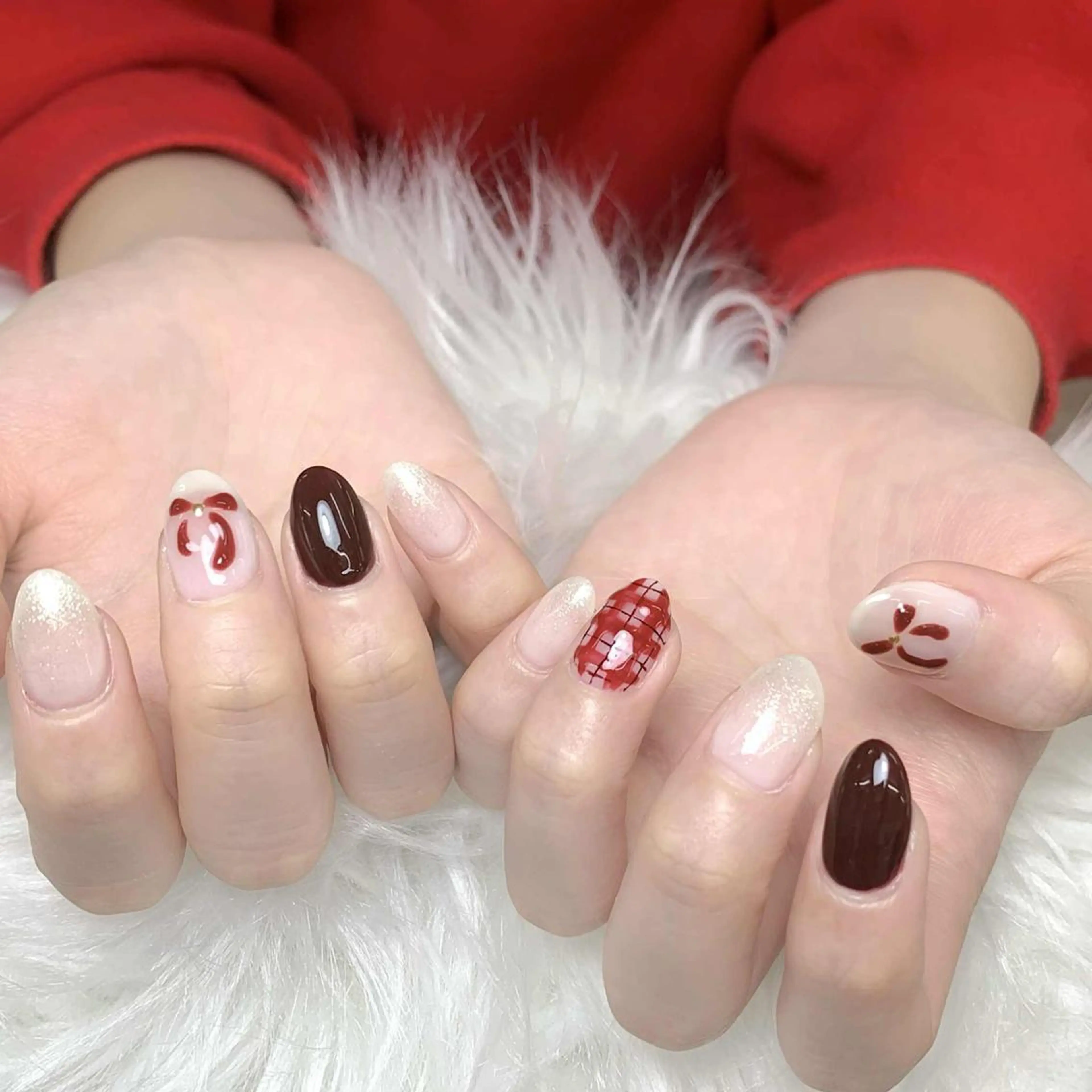 ネイル ヒユ ヒヨリのネイルデザイン