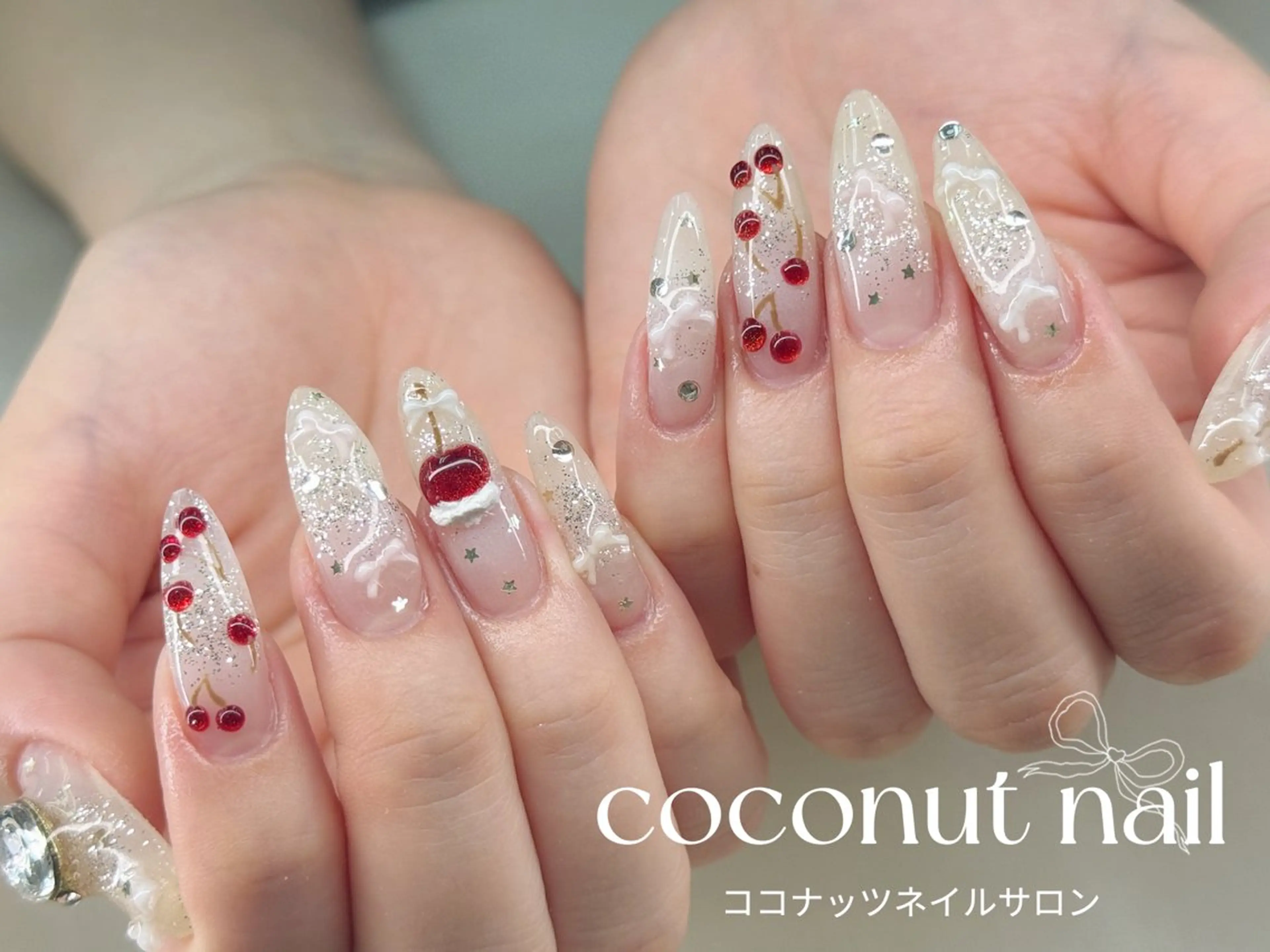 ネイル べっ甲ネイル フレンチネイル キラキラネイル マグネットネイル 大理石ネイル(マーブル) ハンドネイル 神田 ココナッツのネイルデザイン