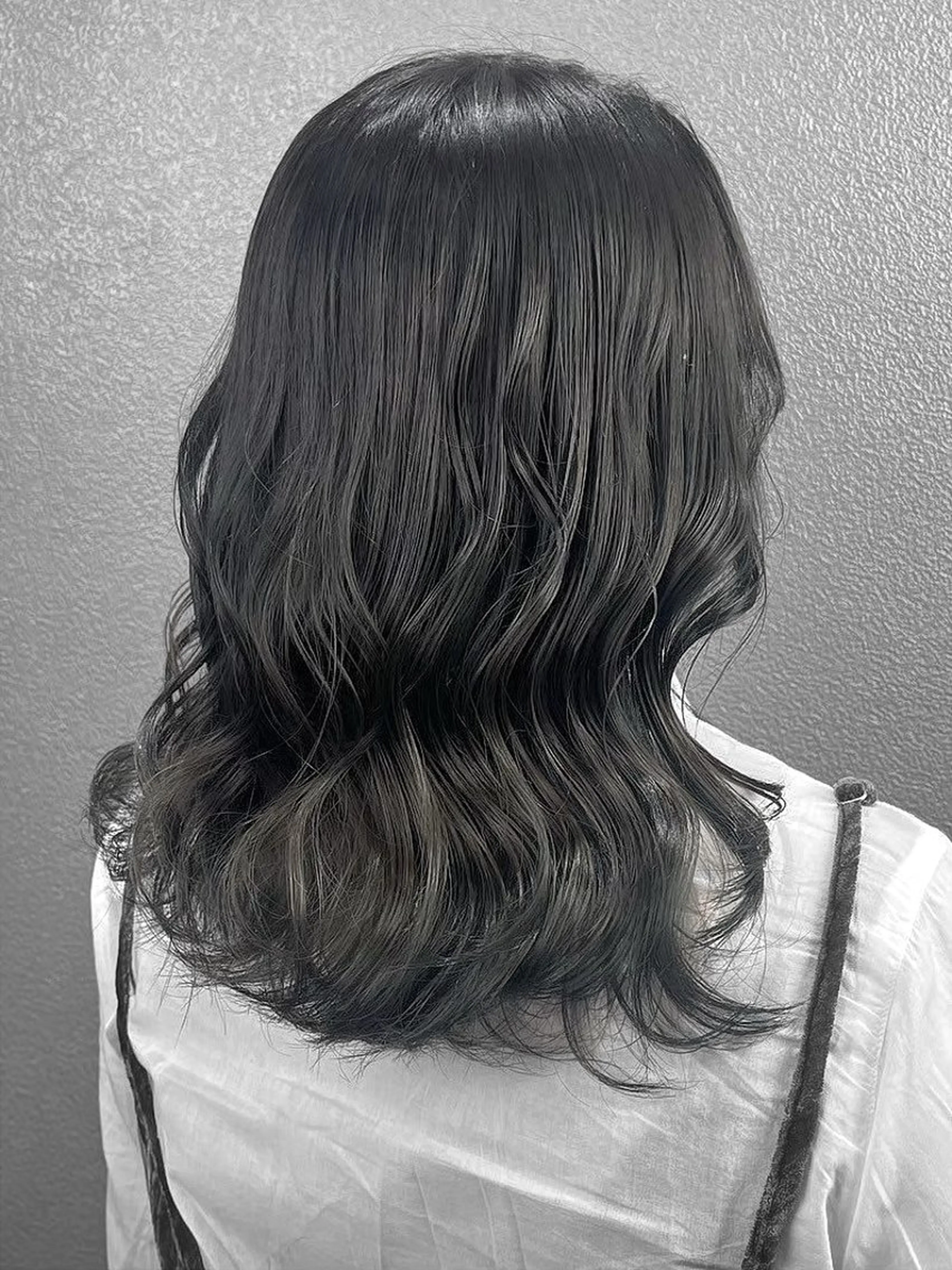 セミロング ヘアカラー ハイトーン/韓国風/ 艶髪/吉祥寺のヘアスタイル