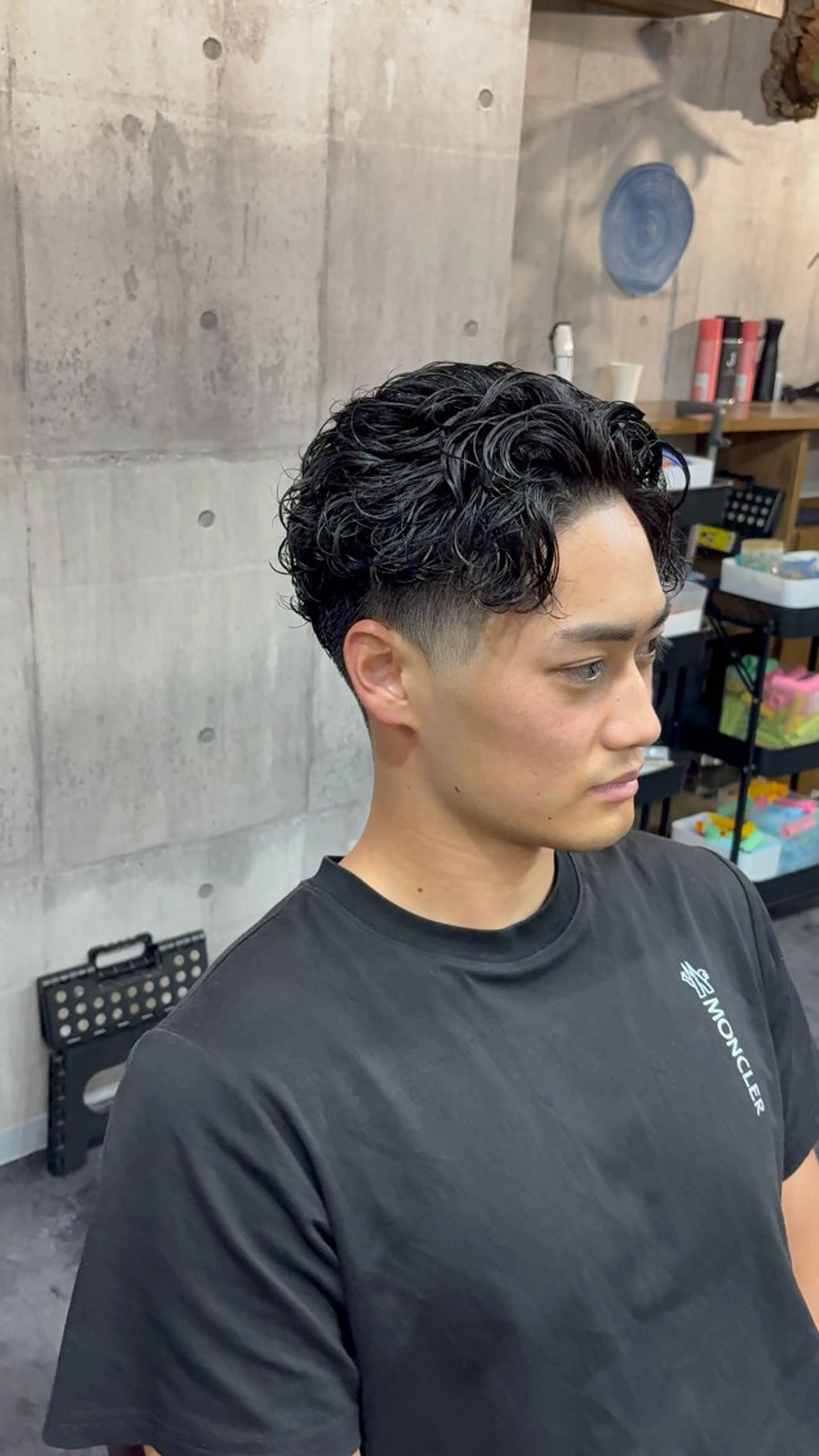 ミディアム カット パーマ Maison 心斎橋店所属・メンズ特化パーマ/ ハイトーンブリーチのヘアスタイル