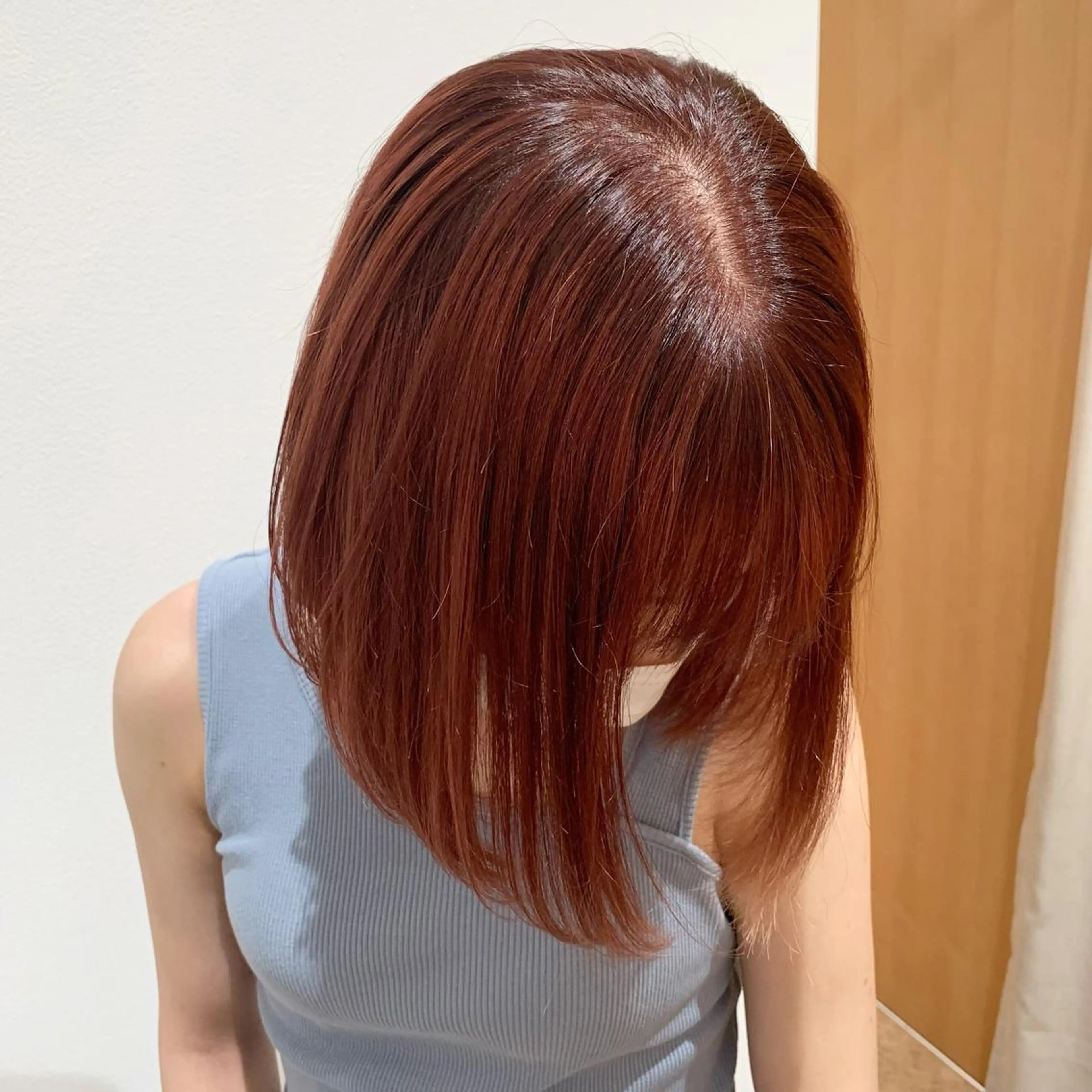 ショート カラー ヘアアレンジ ハイトーンカラー ボブ Apero【アペロ】所属・パーマ/暖色/ボブ イワタテ🇰🇷のヘアスタイル