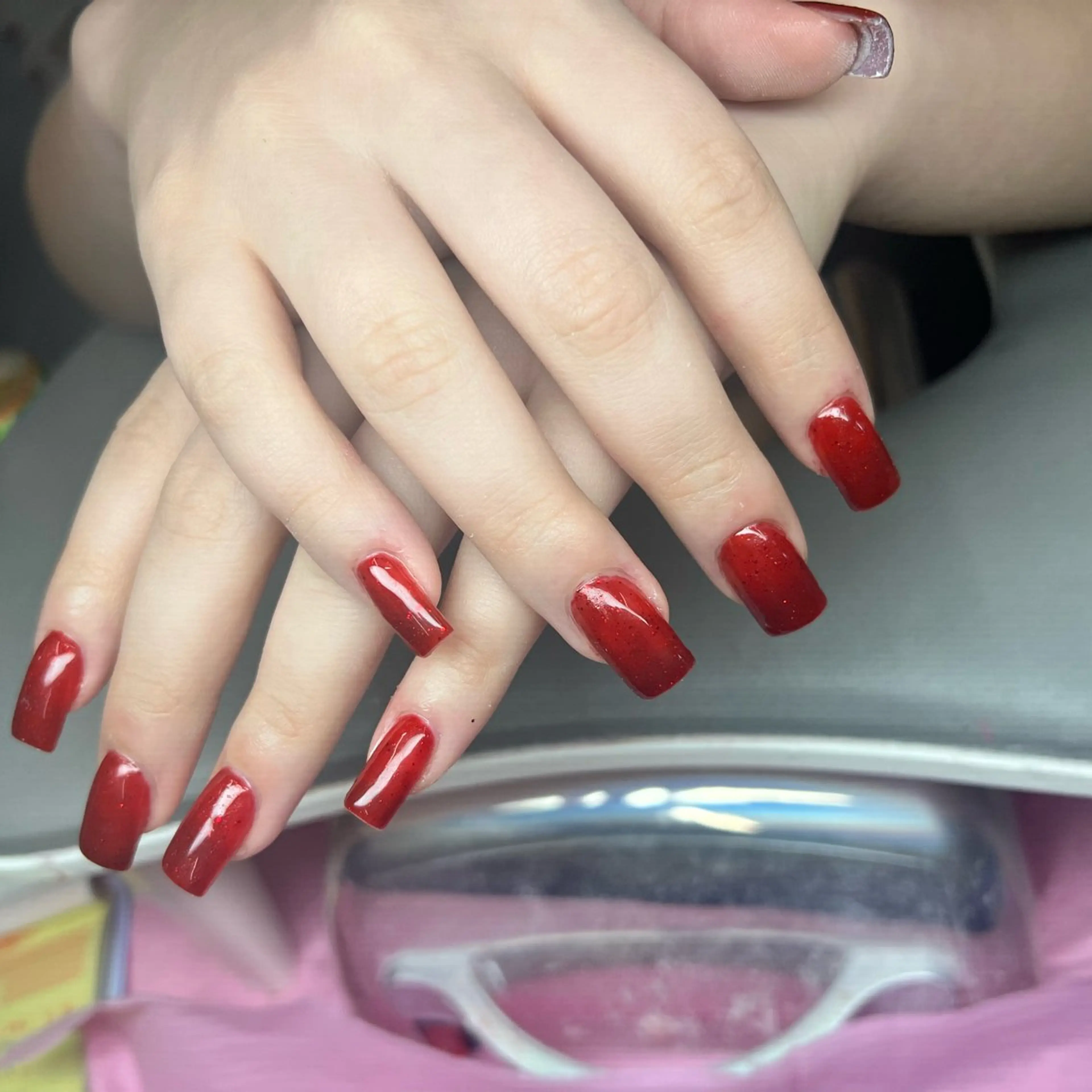 カラー ハンドネイル aura nail salon所属・ＮＧＵＹＥＮ ＴＡＭのネイルデザイン