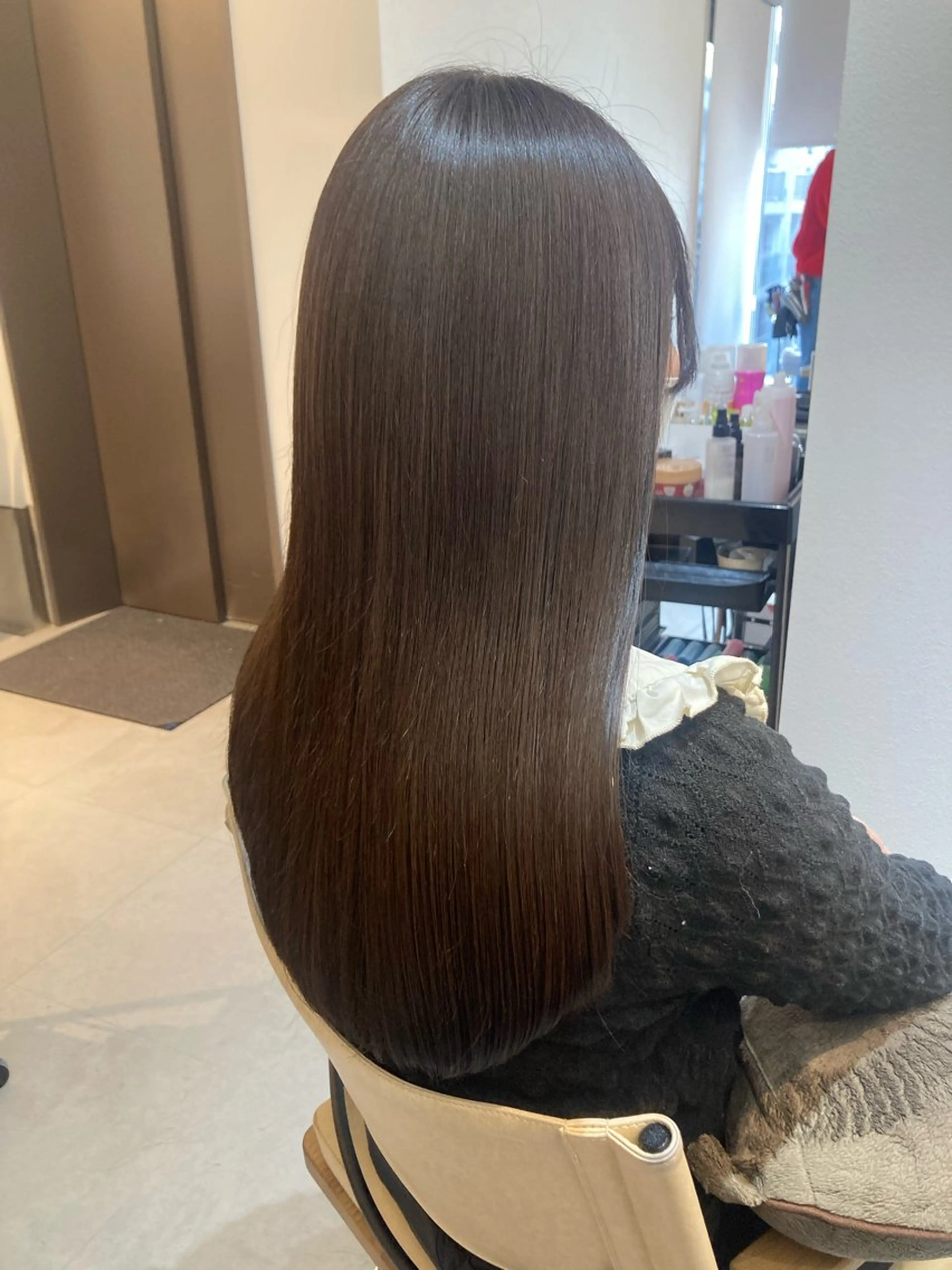 ロング ✨色持ちの良い艶 カラー✨蟹江真世のヘアスタイル