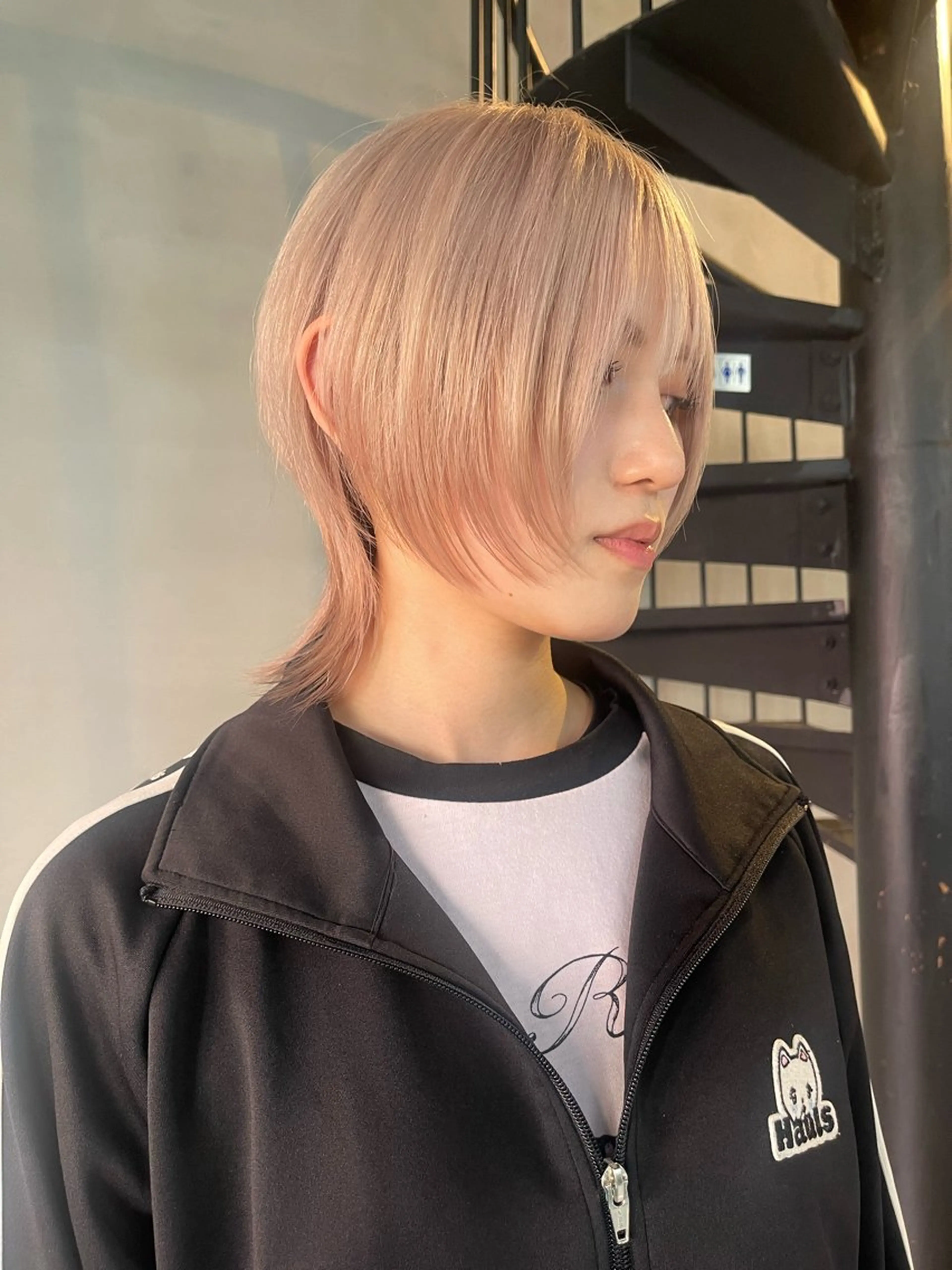 ミディアム ウルフカット カット ヘアカラー 柏 ウルフ/レイヤー 田中佐和🐺のヘアスタイル