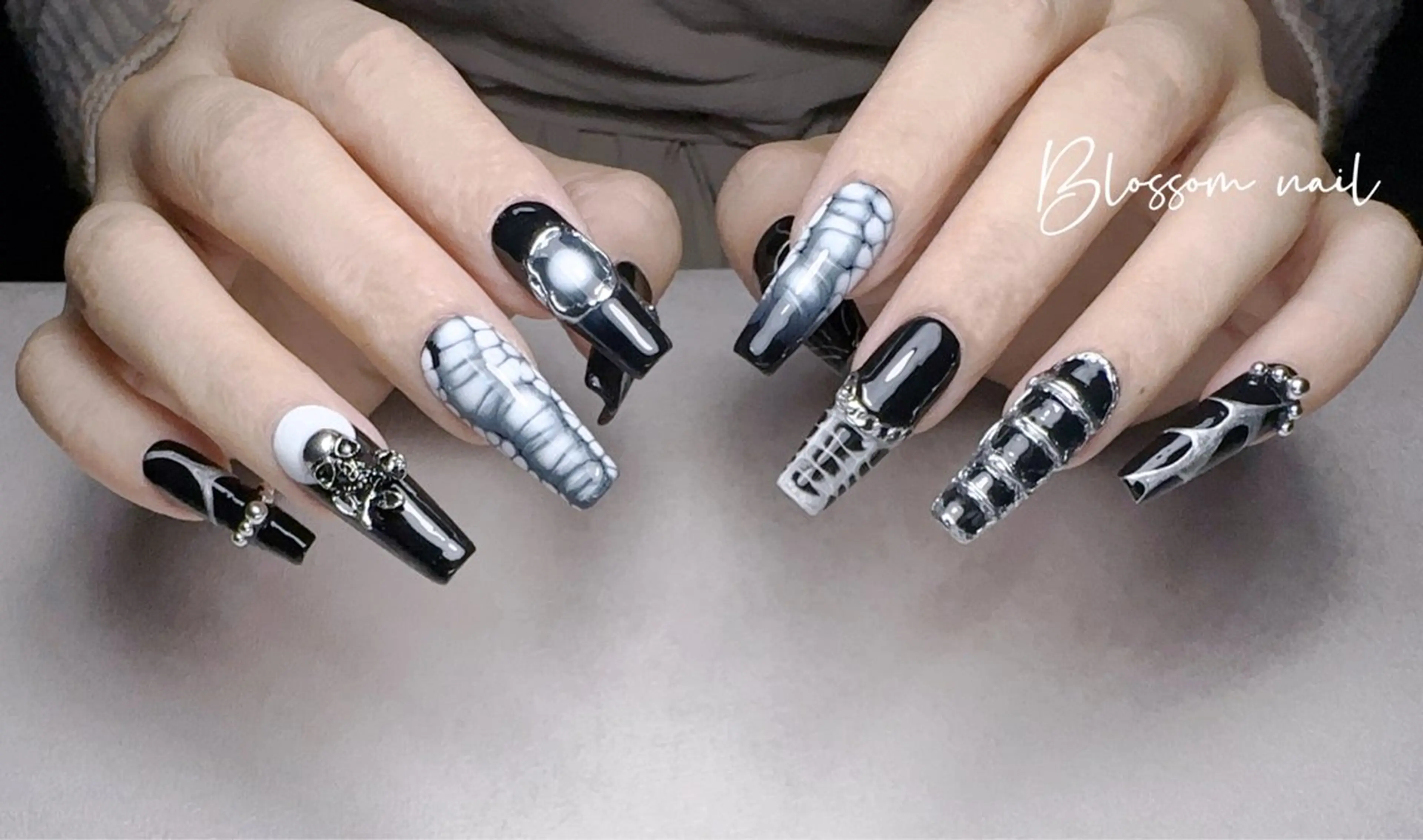 ネイル Blossom  nail所属・A yuのネイルデザイン