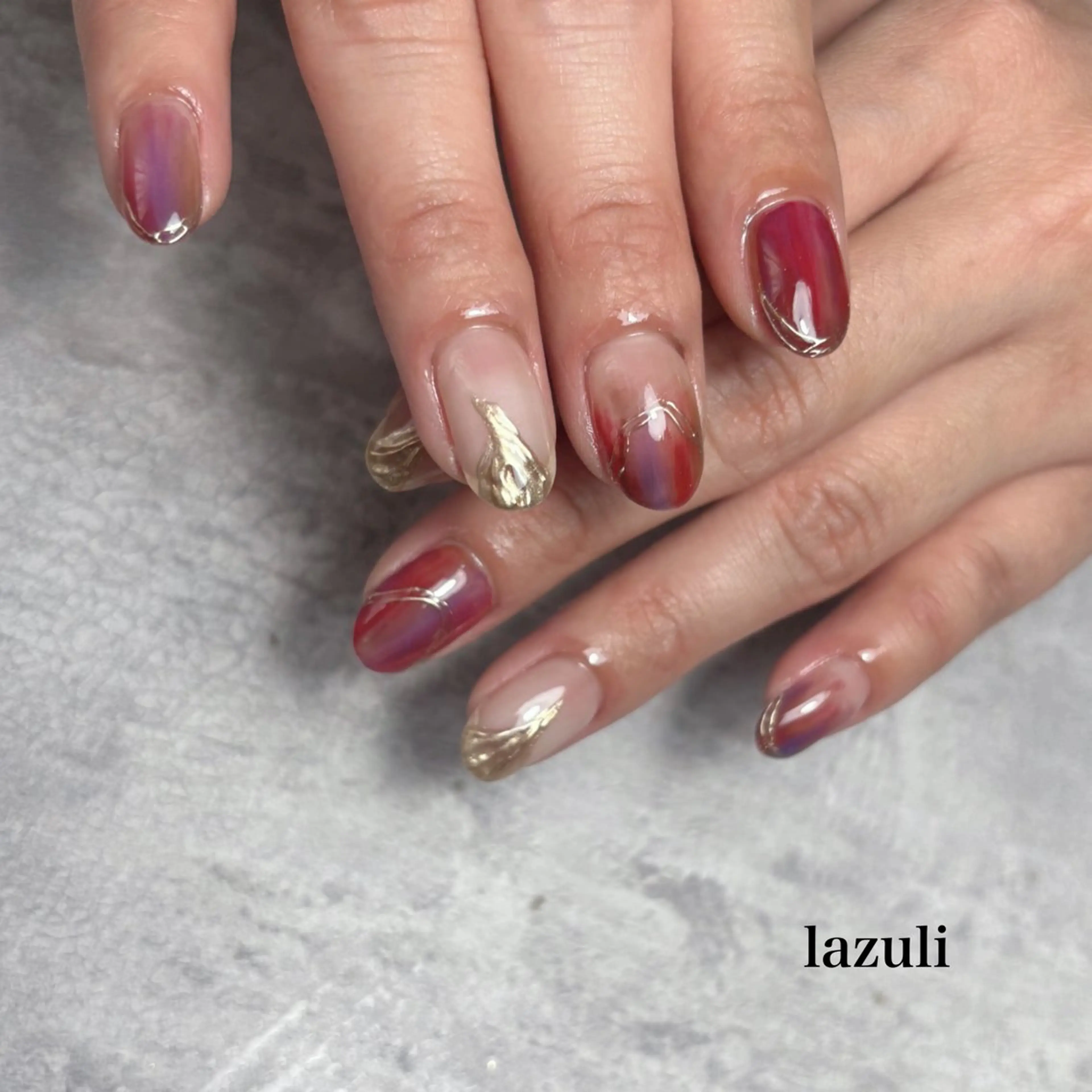 ミディアム ハンドネイル Lazuli 💎のネイルデザイン