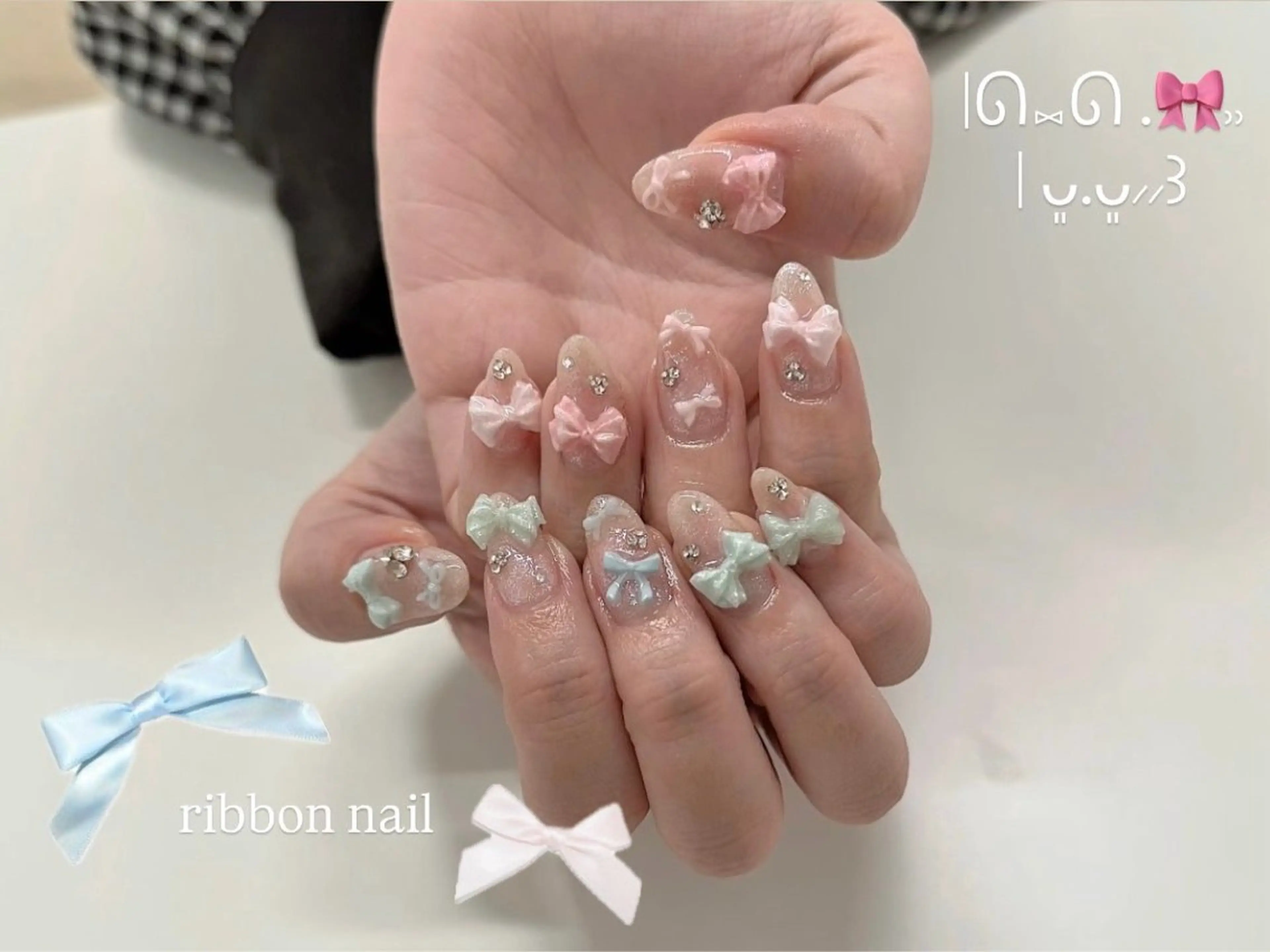 ネイル ハンドネイル tsuki🎀ワンホ ン🍒ガーリー🪄のネイルデザイン