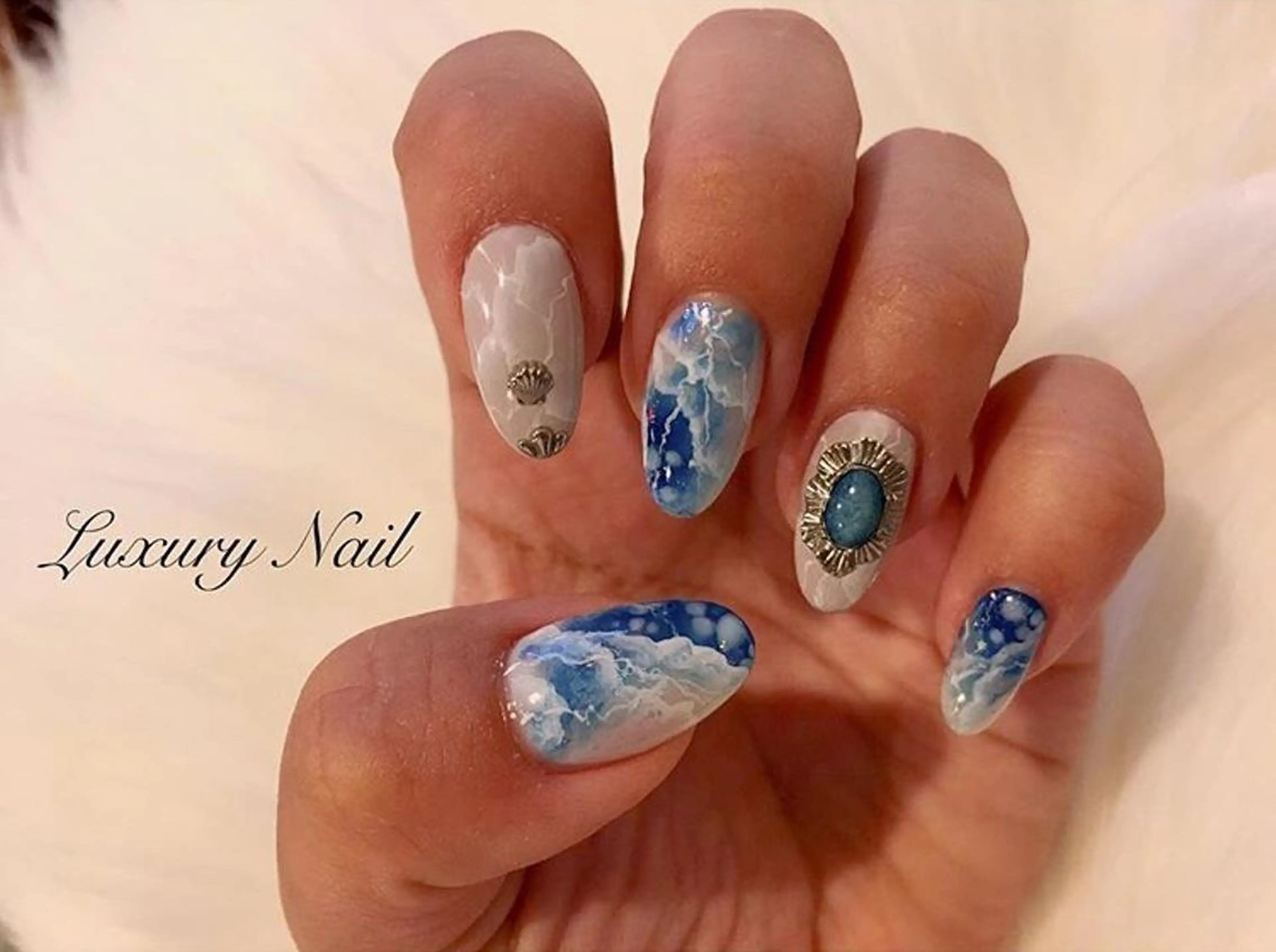 ネイル nail salon  aloalo所属・Nailist Ayaのネイルデザイン