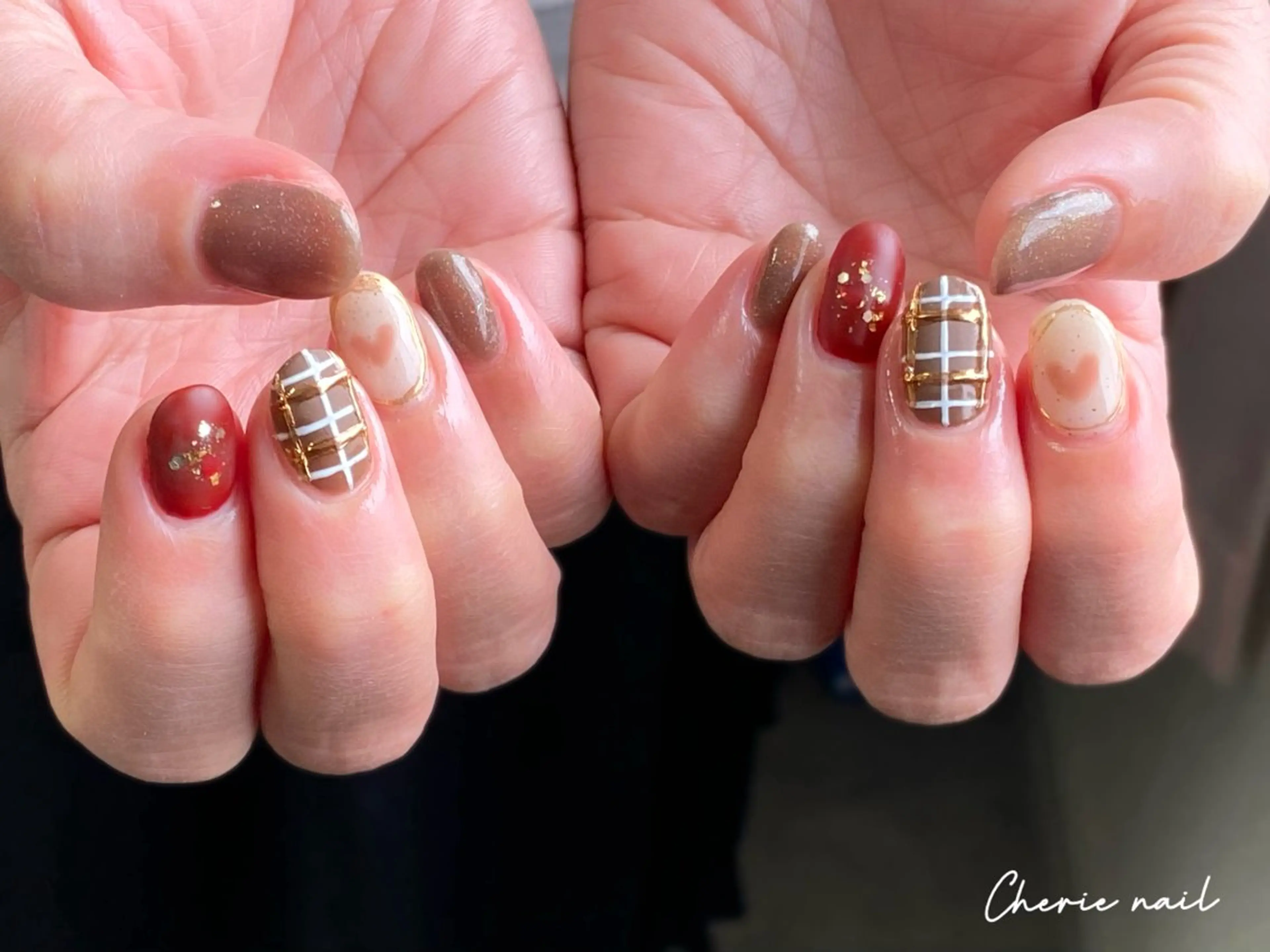 ネイル ジェルネイル ハート ラメ(グリッター) マットネイル ミラーネイル ハンドネイル Cherienail yunaのネイルデザイン