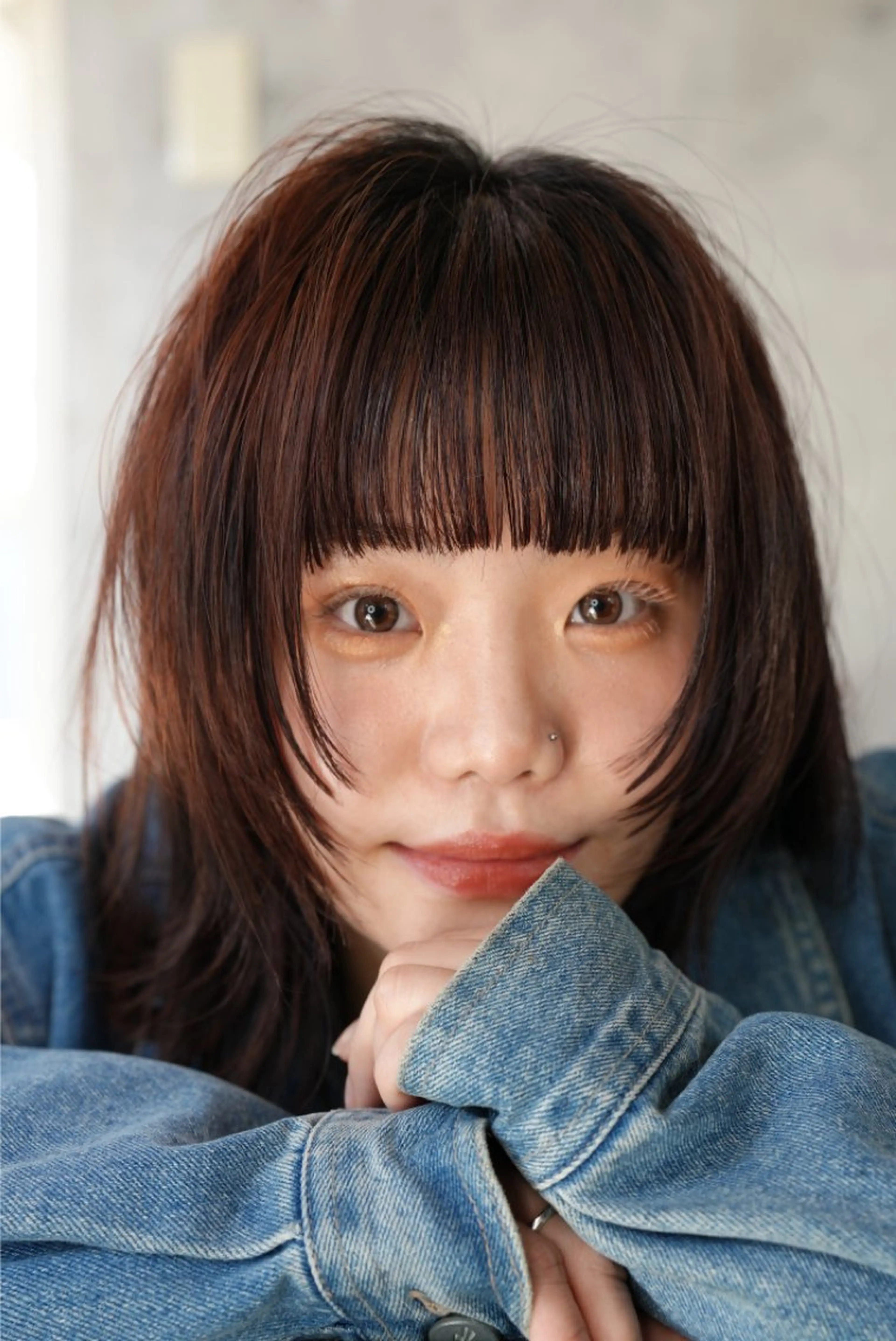 ミディアム カラー ブリーチ ブリーチなしカラー 顔まわりレイヤー 顔周りカット レイヤーカット カット ヘアカラー メンズブリーチカラー /NAOのヘアスタイル