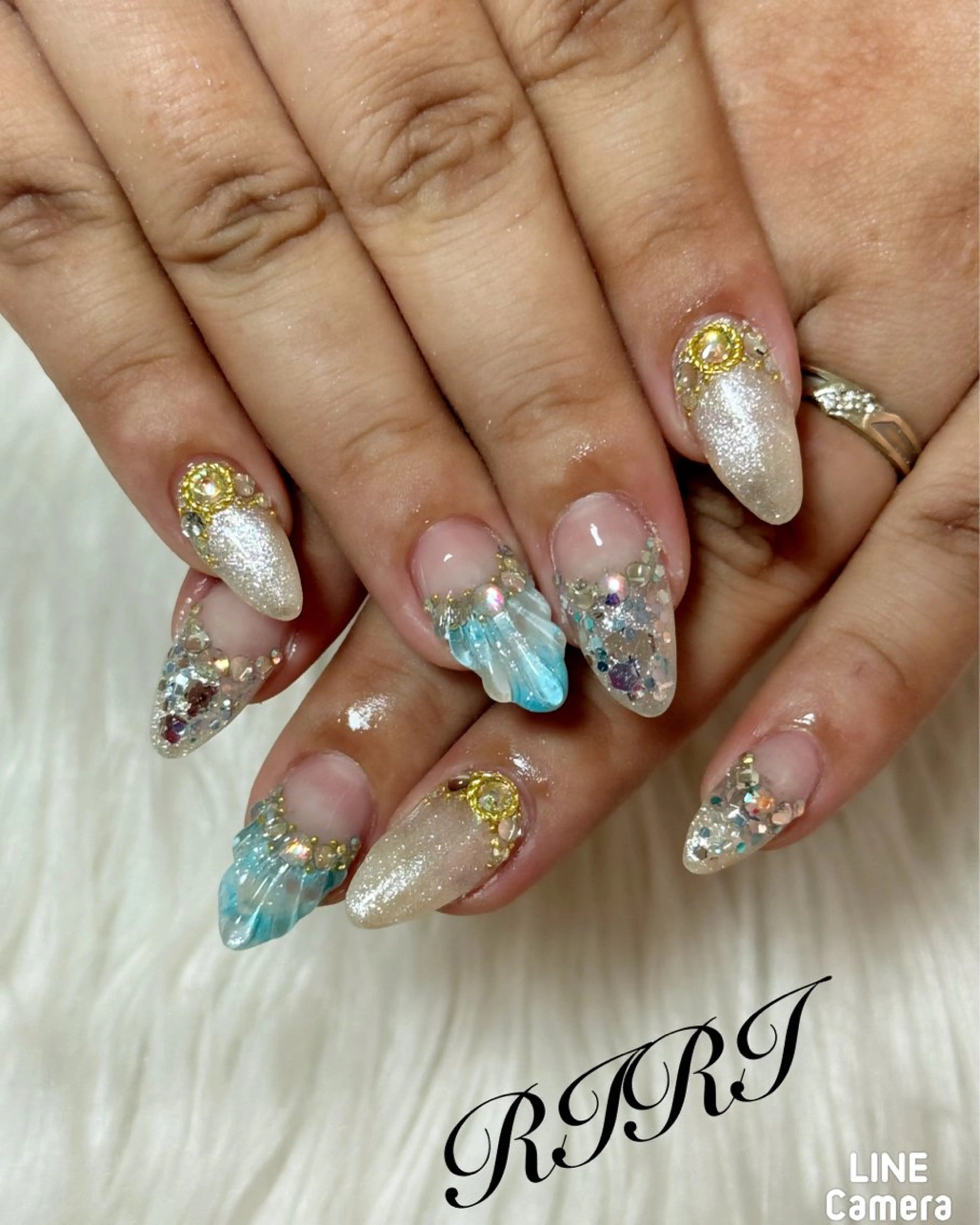 ネイル ジェルネイル キラキラネイル 韓国ネイル ラメ(グリッター) ショートネイル ハンドネイル riri オーナーのネイルデザイン