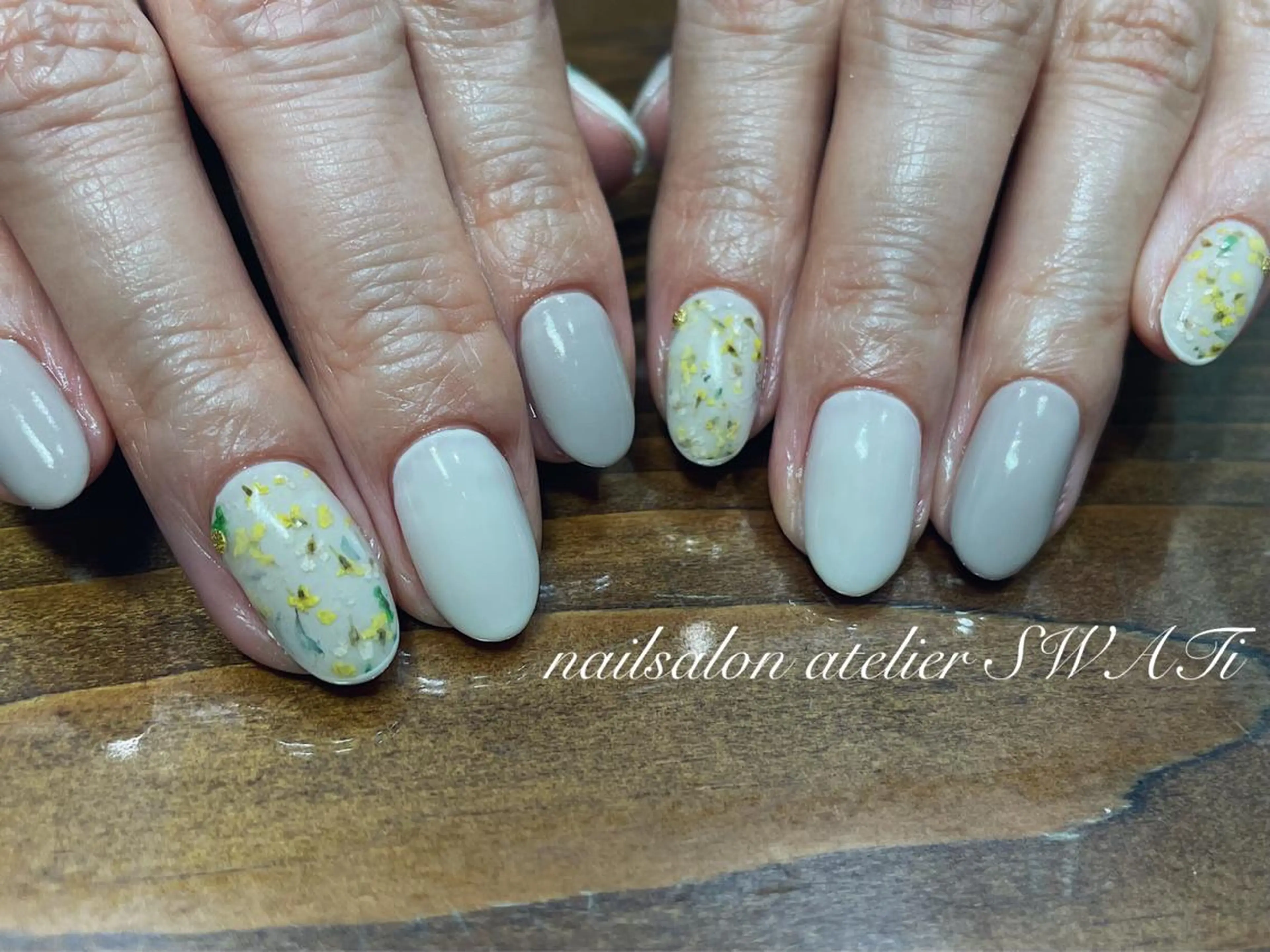 ネイル アートネイル ハンドネイル ヘアーサロン大野所属・nailsalon SWATiのネイルデザイン