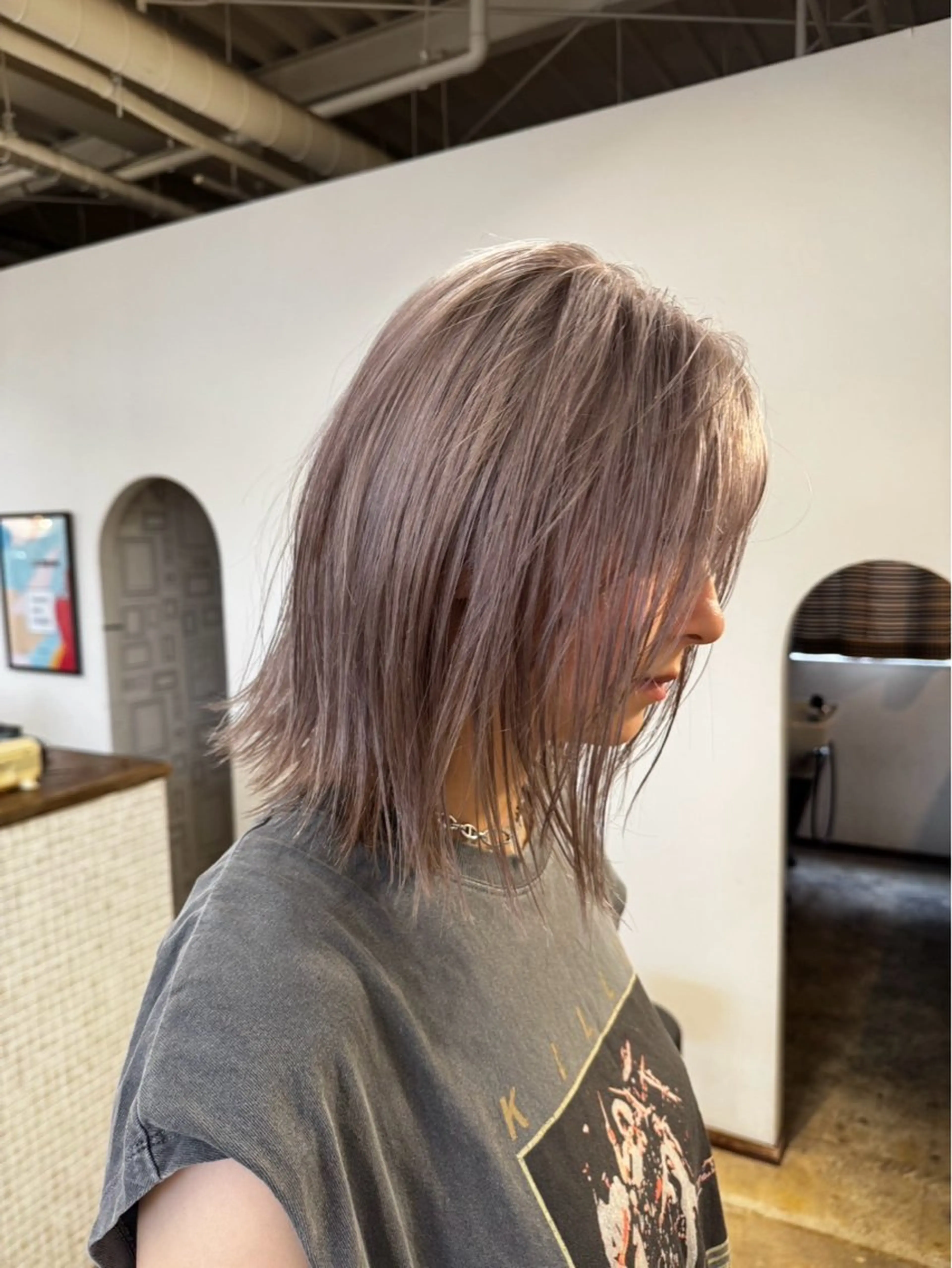 ミディアム ヘアカラー トリートメント ブリーチ艶カラー KAORI🌼のヘアスタイル